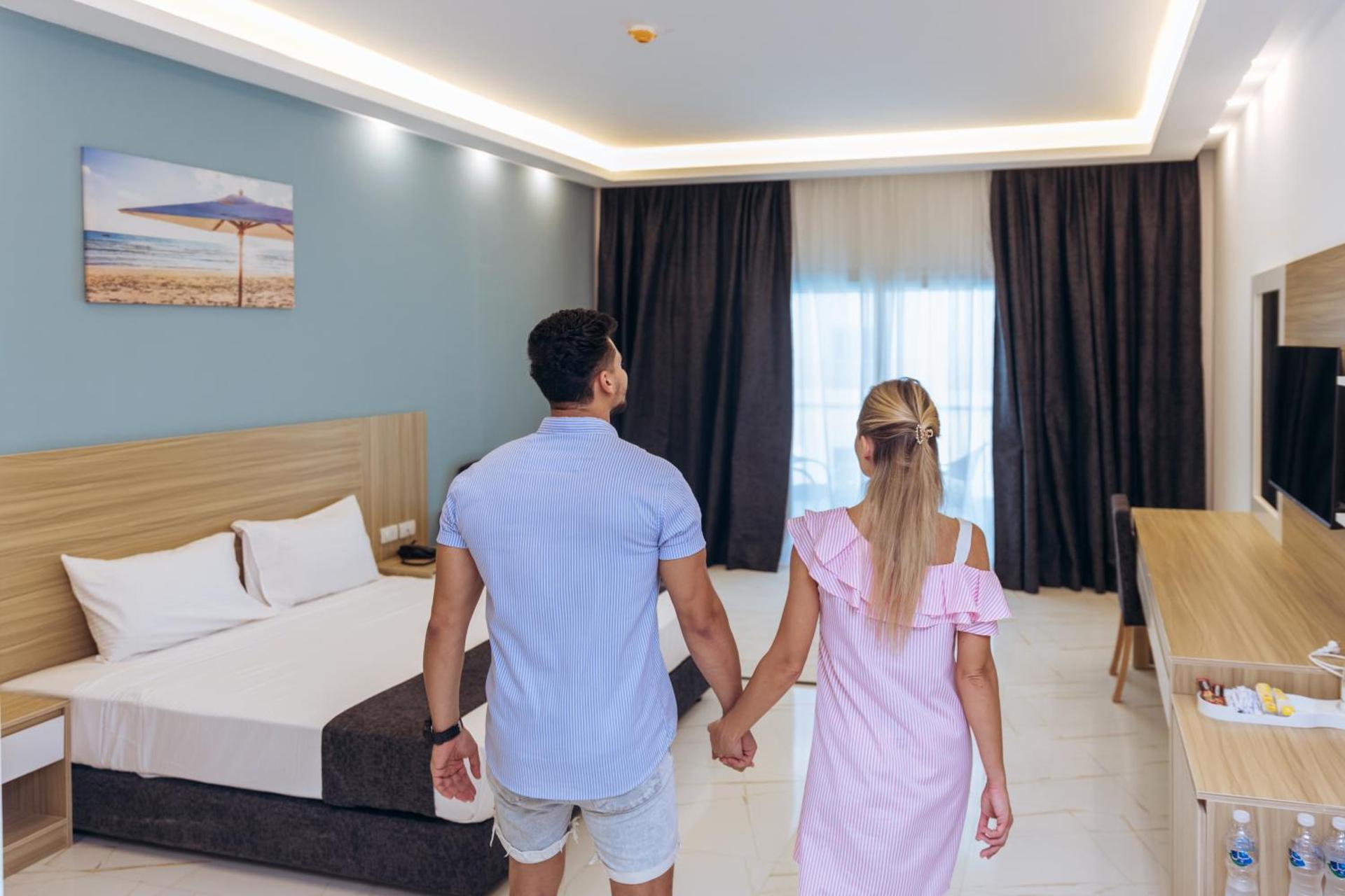 Sky Star Hotel free shuttle to Hurghada City Center - Photo 7