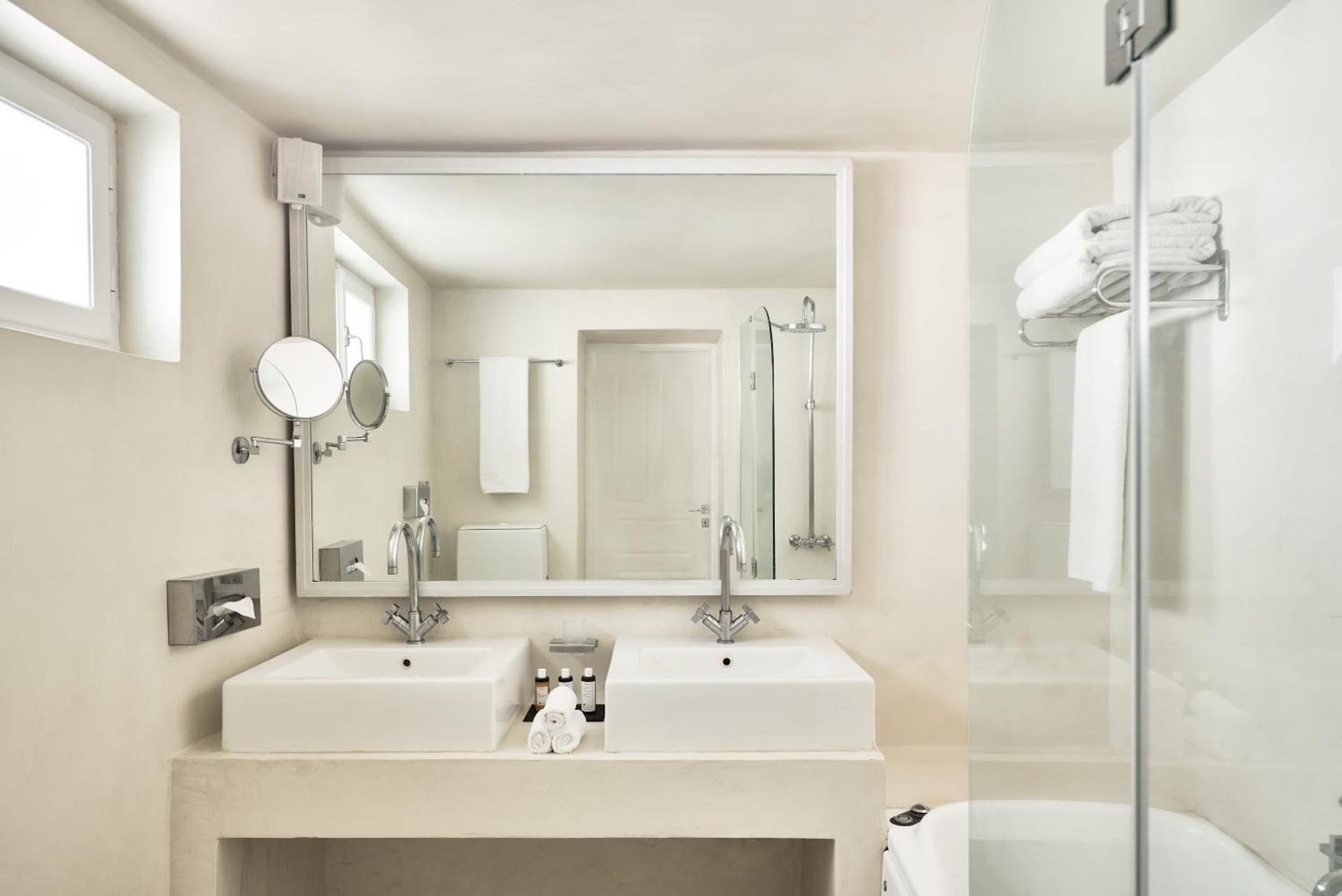 Vedema, a Luxury Collection Resort, Santorini - Photo 58