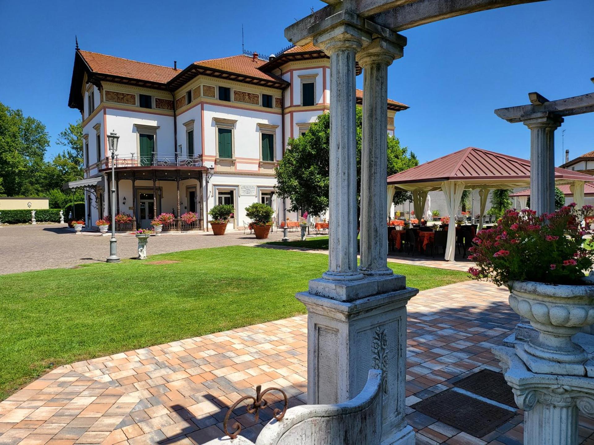 Hotel Villa Stucky - Photo 130