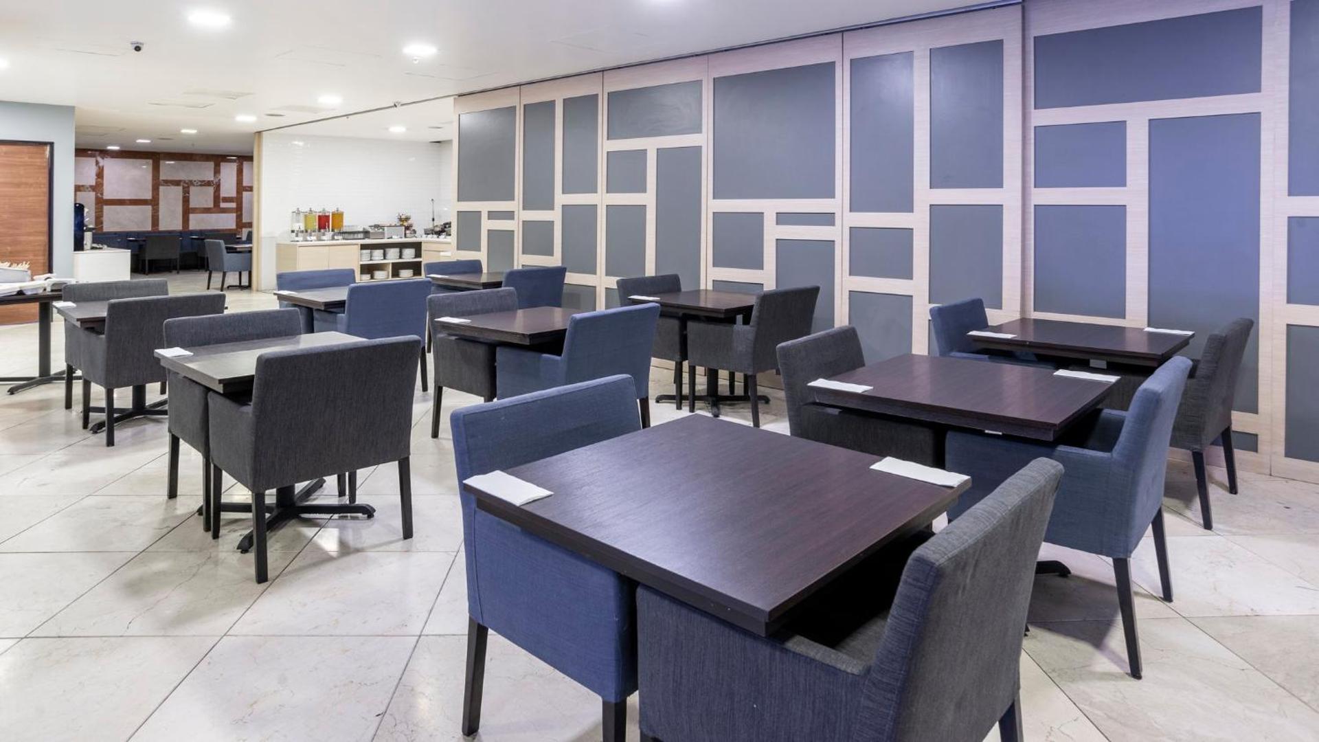 Holiday Inn Express Mexico Santa Fe by IHG - Photo 34