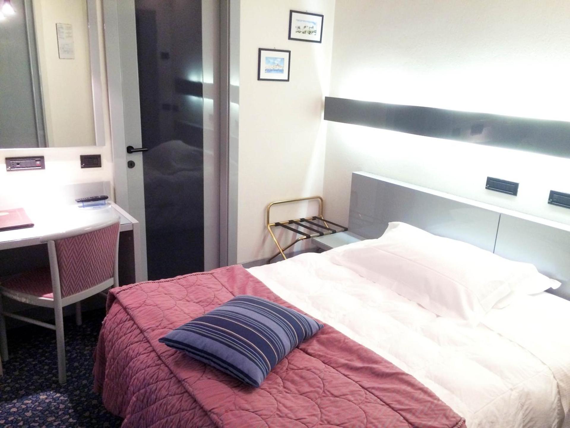 Hotel Michelangelo - Photo 28