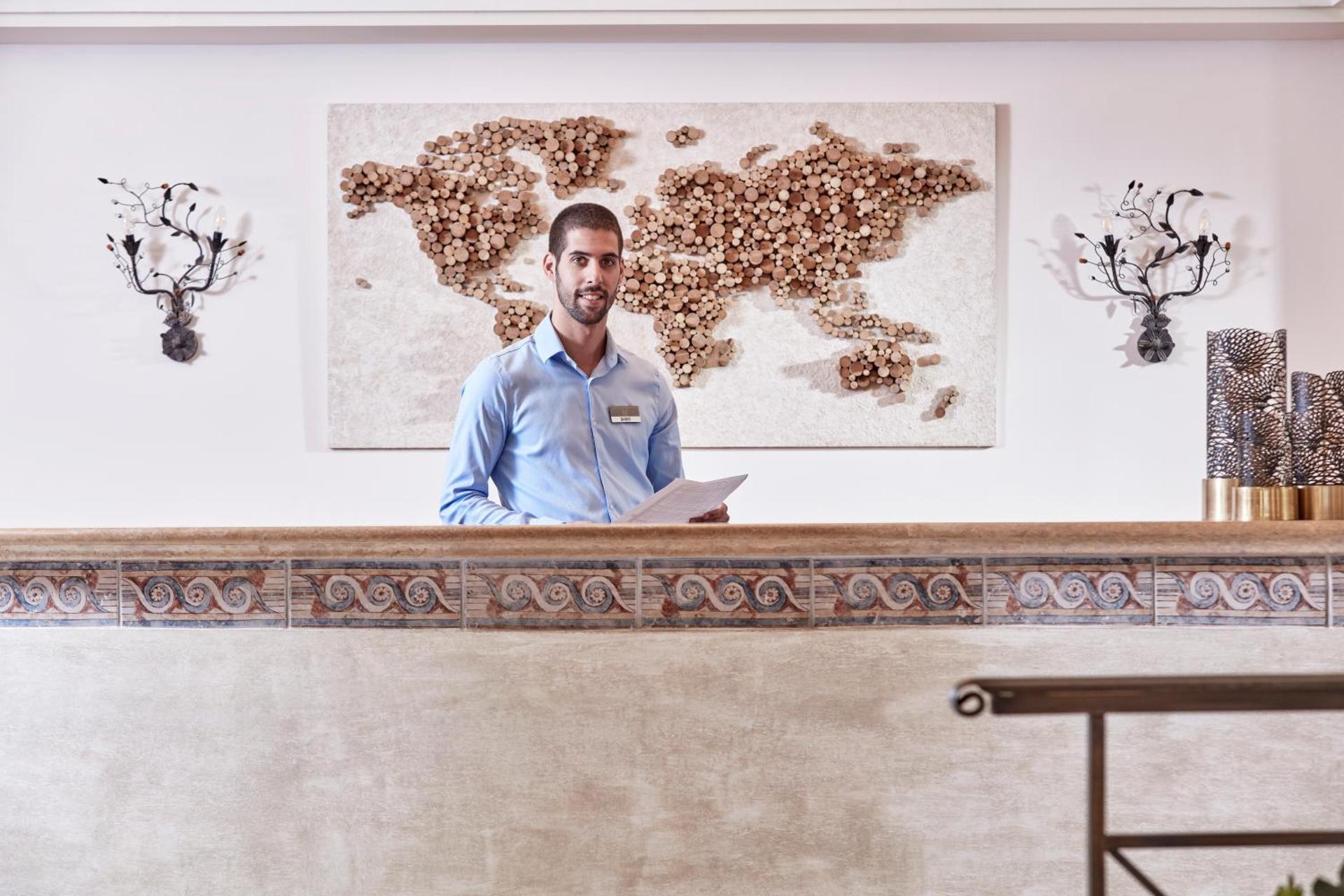 Santo Miramare Beach Resort - Photo 19