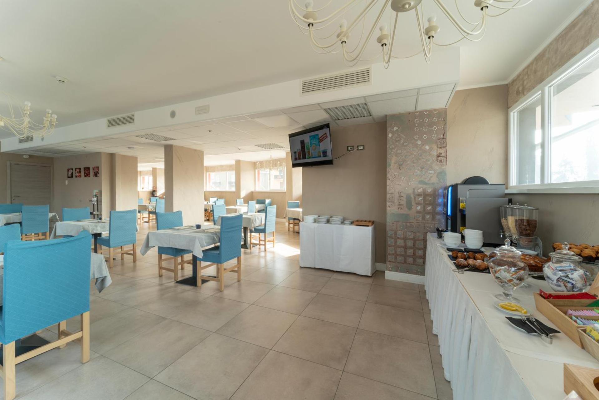 Hotel Donatello - Photo 27