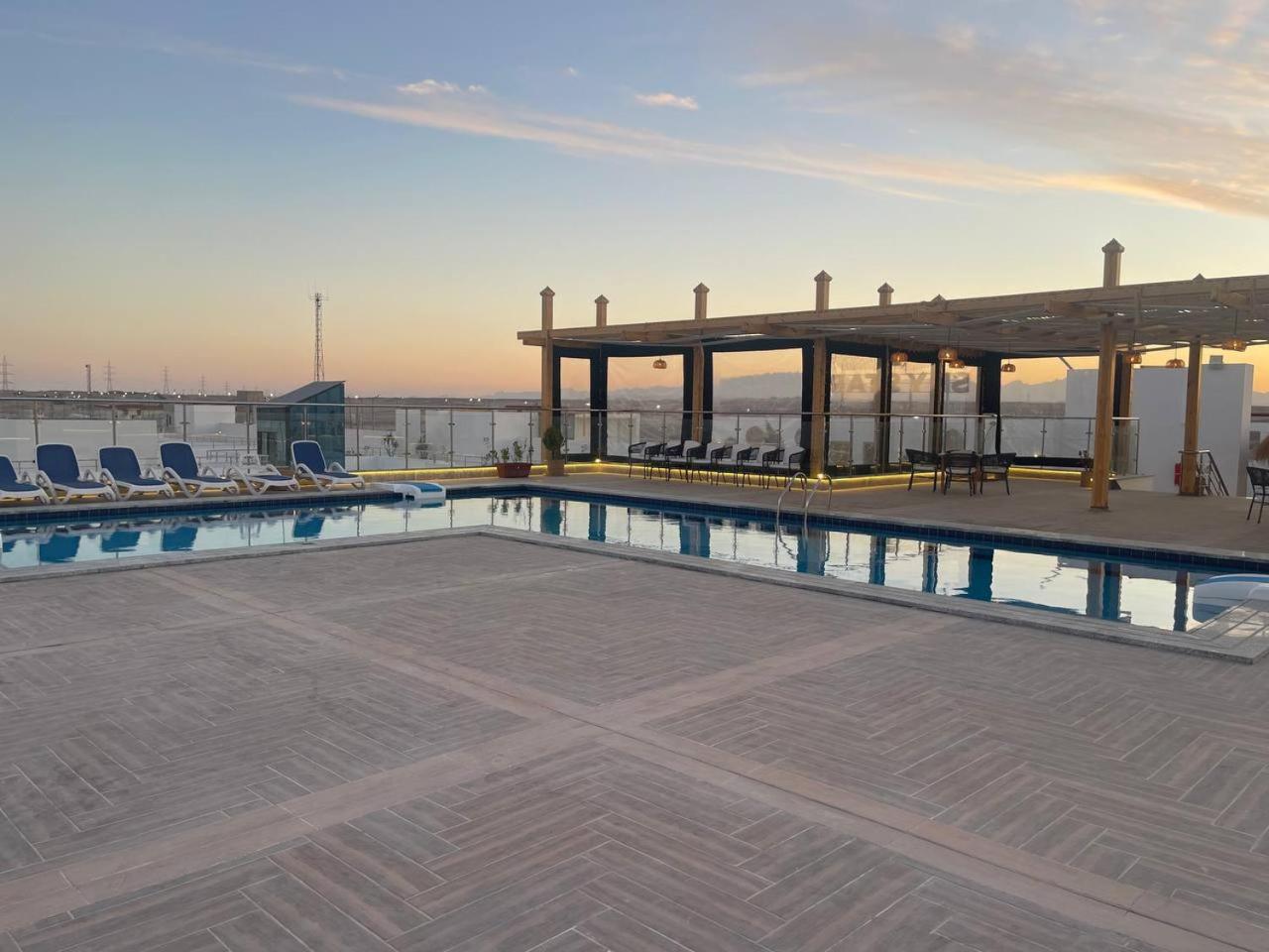 Sky Star Hotel free shuttle to Hurghada City Center - Photo 76