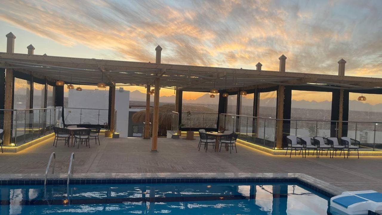 Sky Star Hotel free shuttle to Hurghada City Center - Photo 73