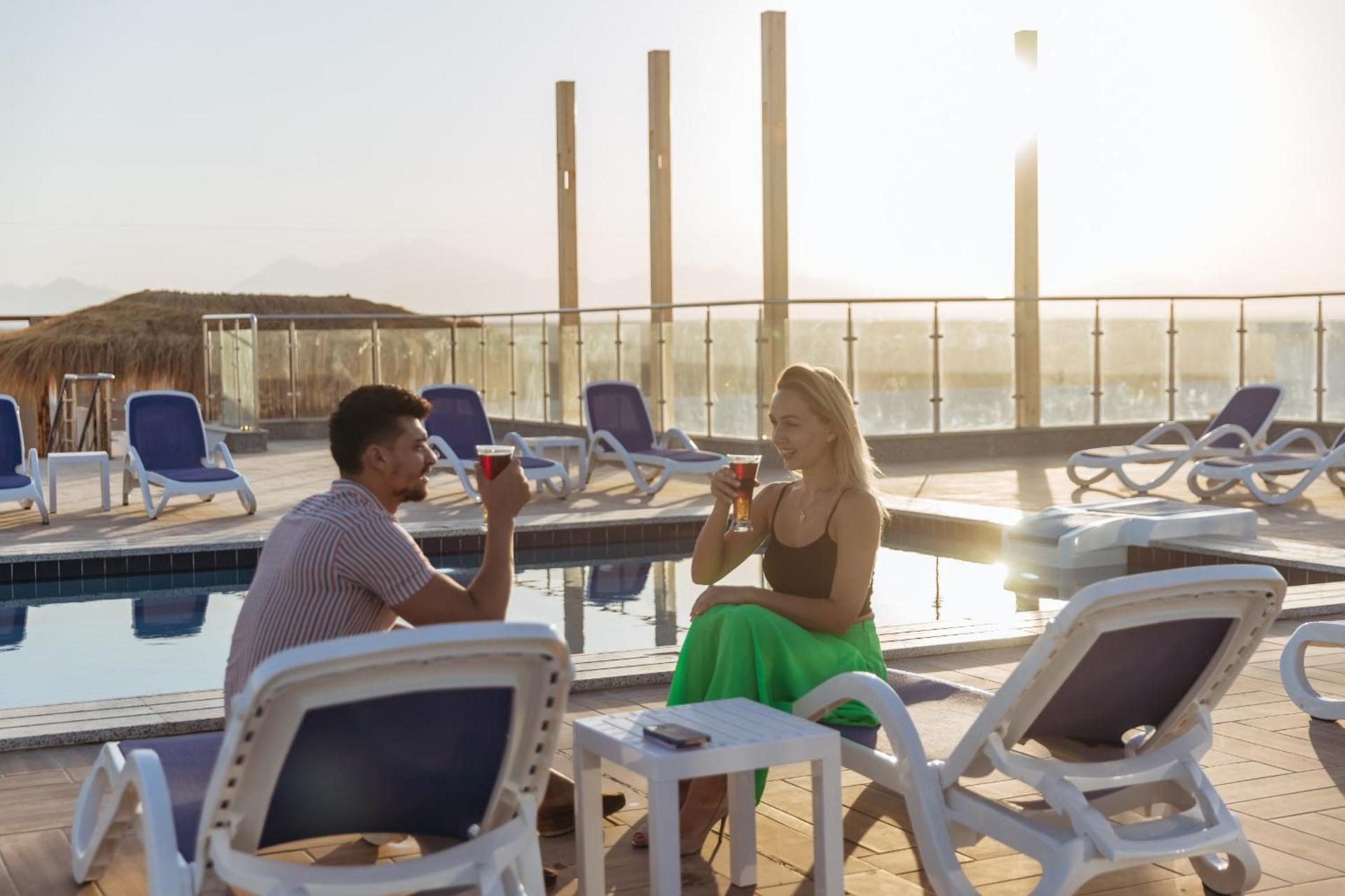 Sky Star Hotel free shuttle to Hurghada City Center - Photo 130