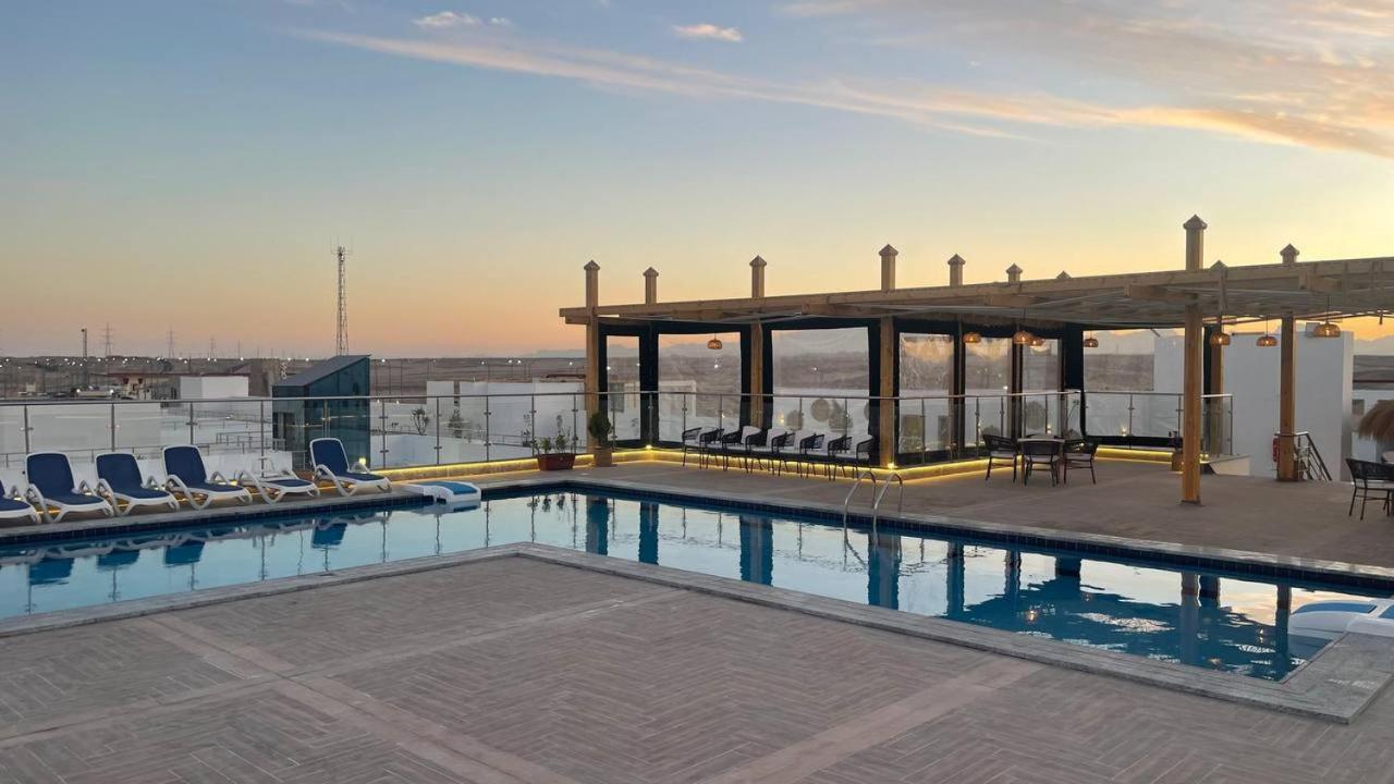 Sky Star Hotel free shuttle to Hurghada City Center - Photo 179