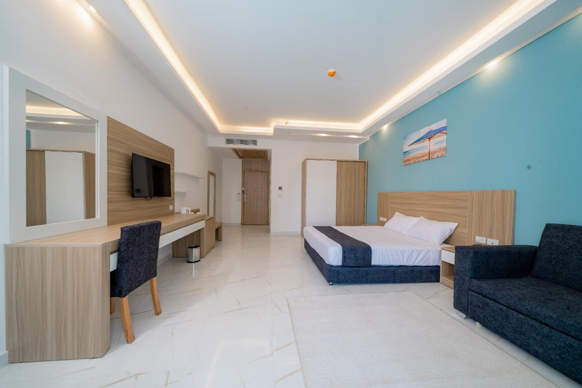 Sky Star Hotel free shuttle to Hurghada City Center - Photo 31