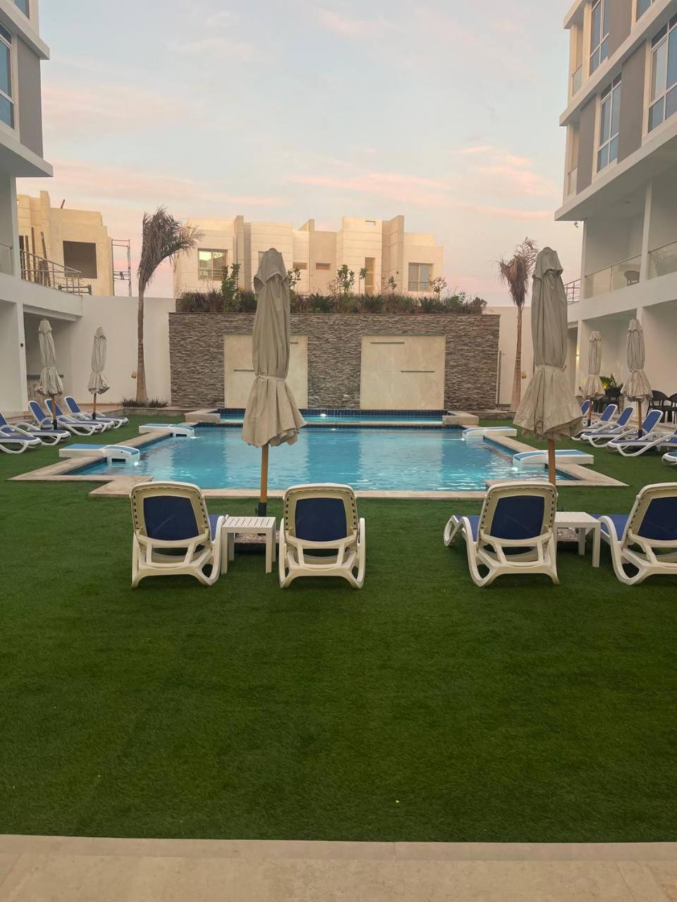 Sky Star Hotel free shuttle to Hurghada City Center - Photo 197