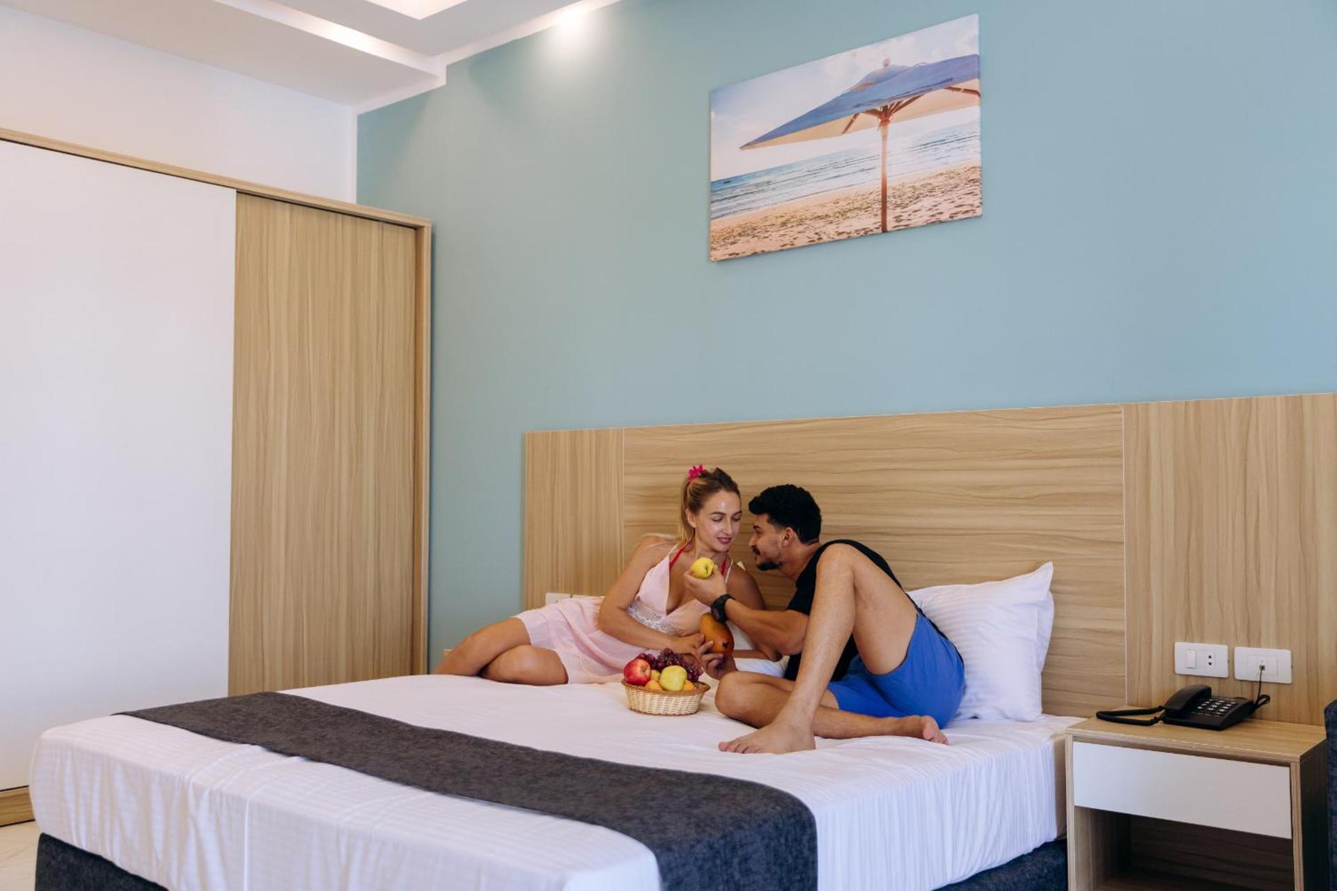 Sky Star Hotel free shuttle to Hurghada City Center - Photo 202