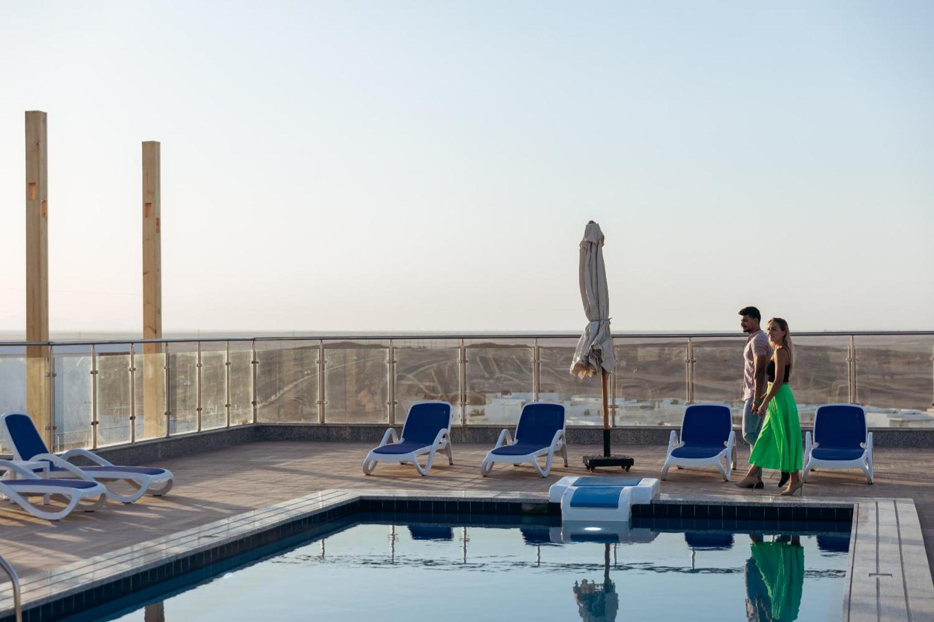 Sky Star Hotel free shuttle to Hurghada City Center - Photo 221