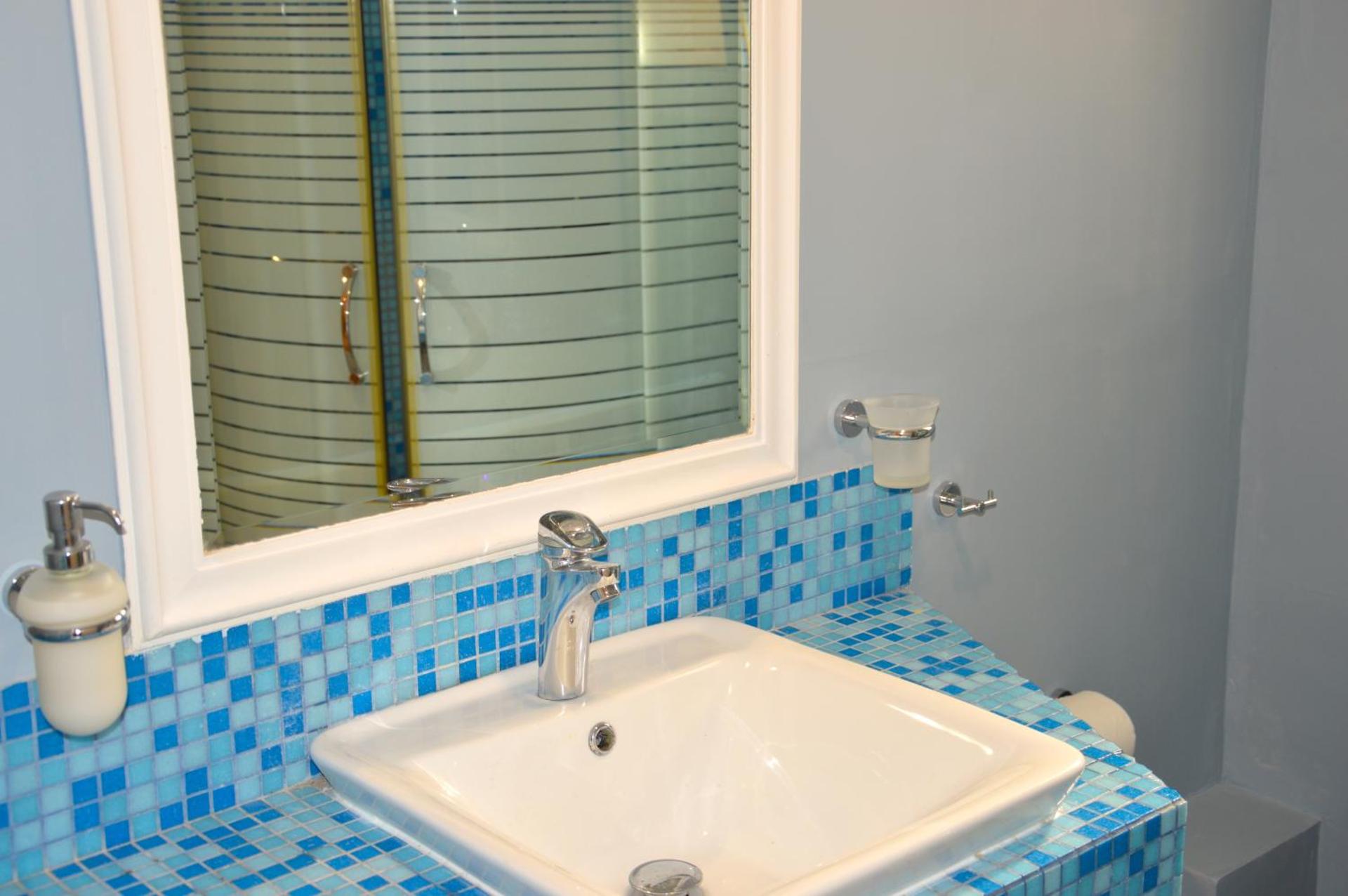 Villa Reverenza - Photo 4