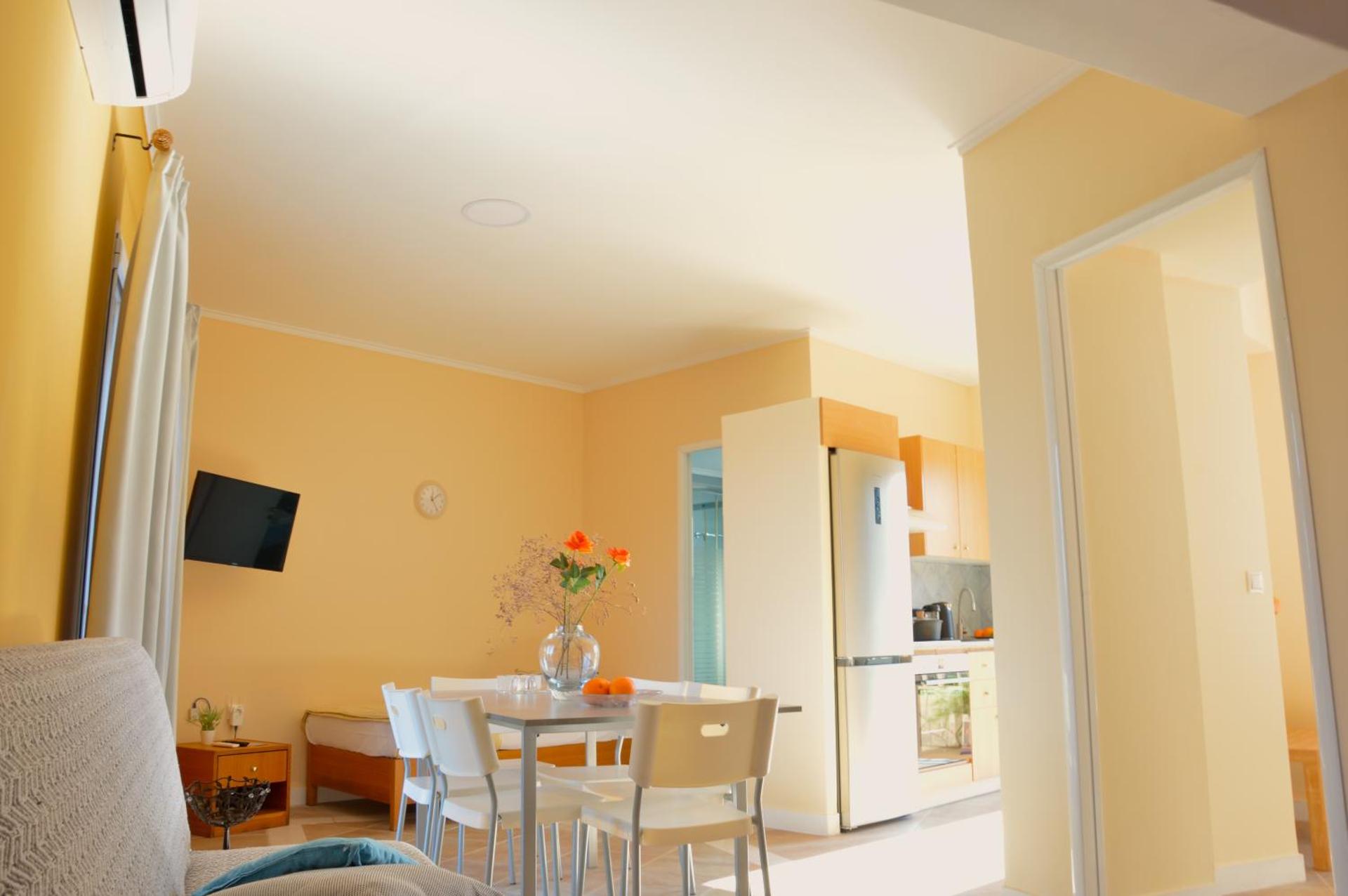 Villa Reverenza - Photo 9