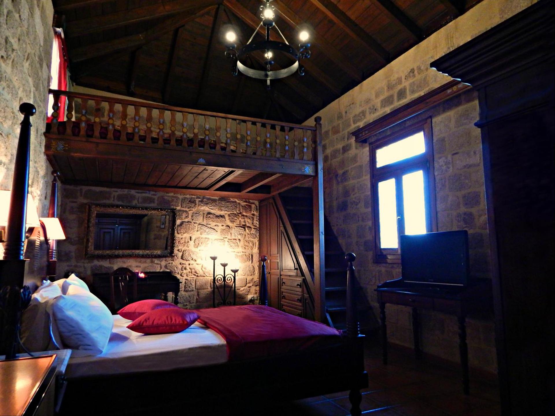 S.Nikolis' Historic Boutique Hotel - Photo 10