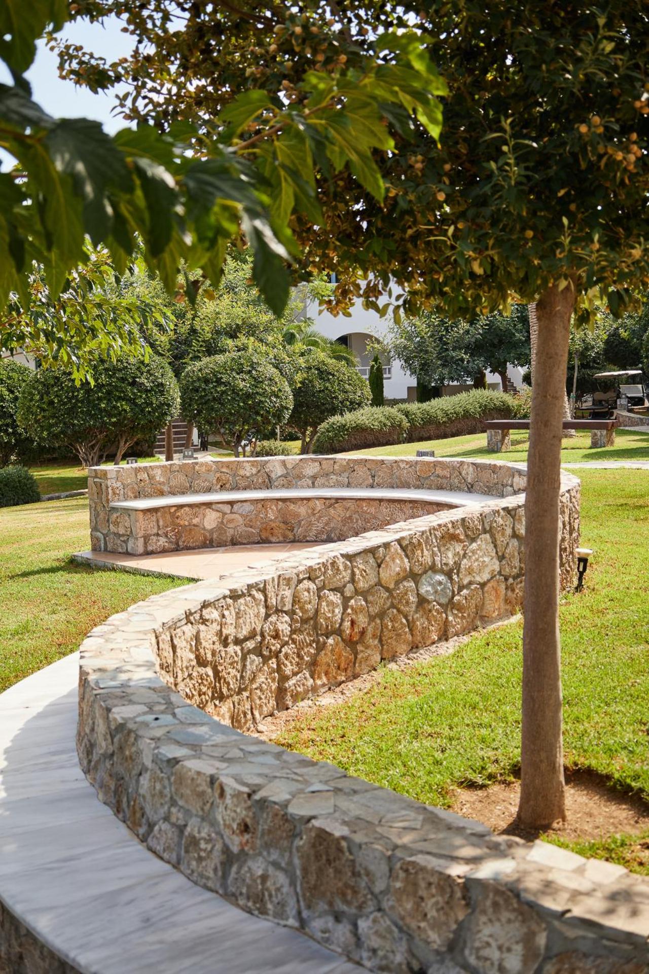 Skiros Palace Hotel - Photo 22