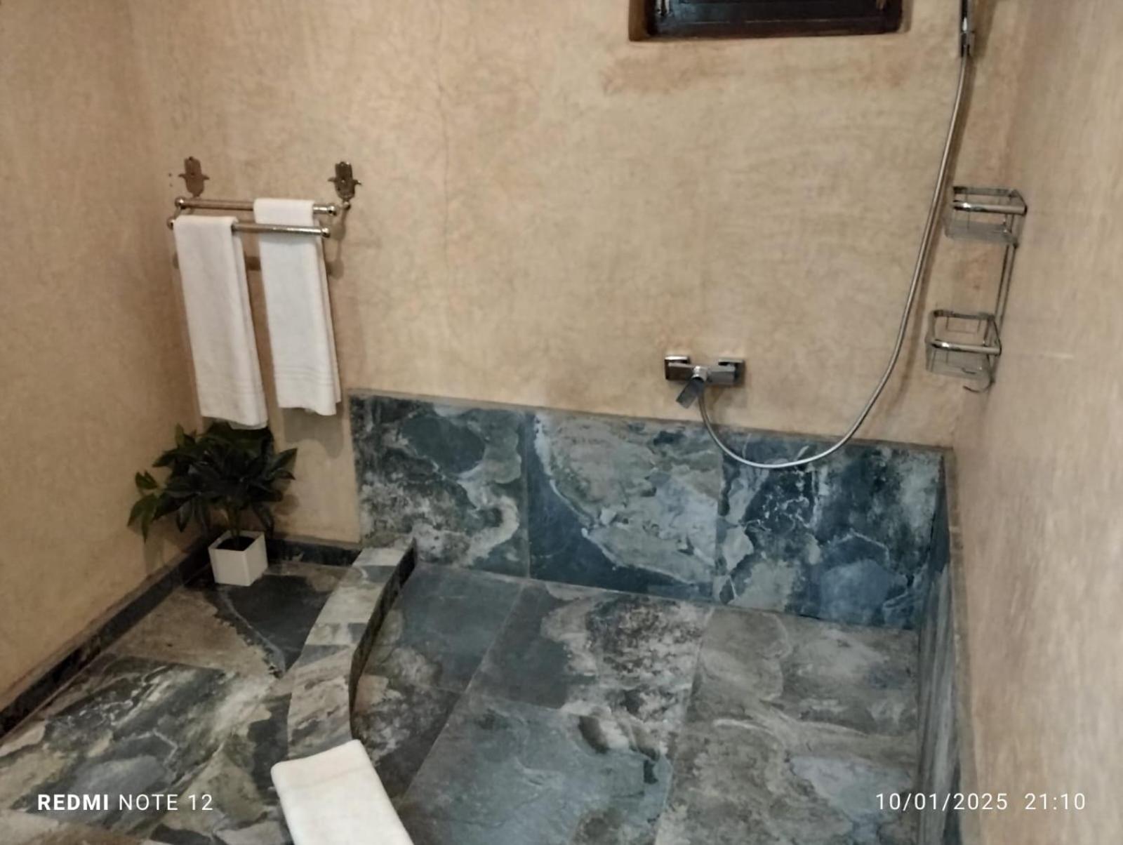 Riad Mille Et Une Nuits - Photo 78