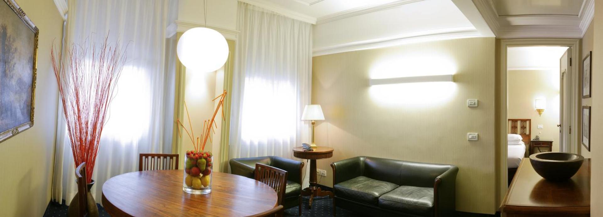 Astoria Hotel Italia - Photo 56