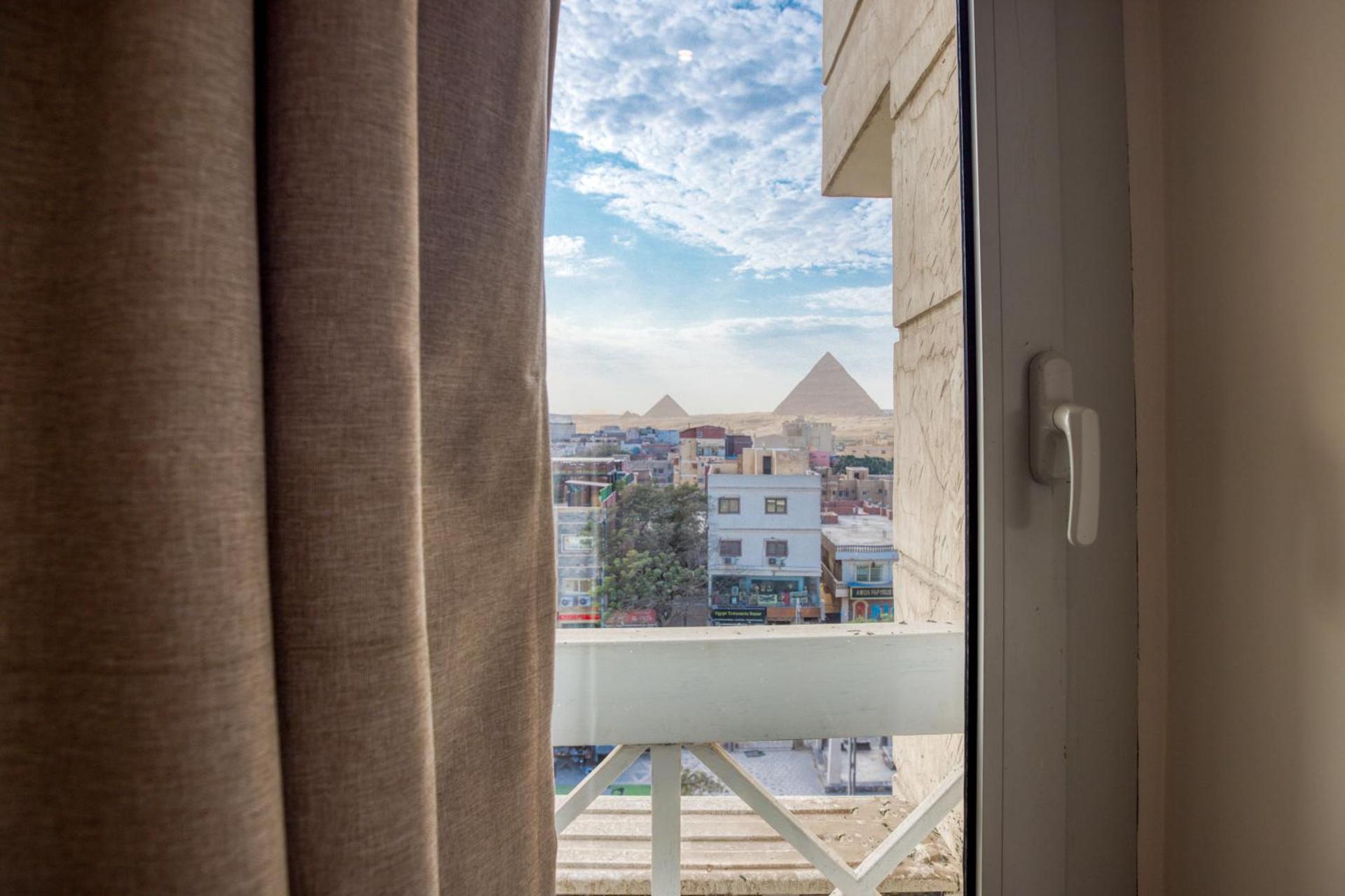 Galaxy Pyramids View INN - Photo 48