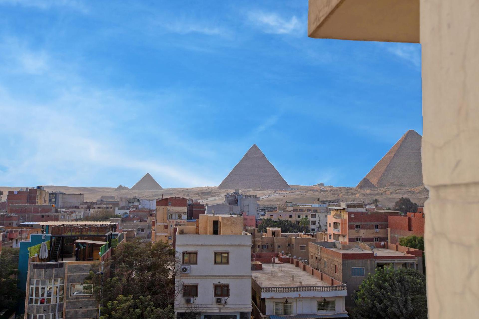 Galaxy Pyramids View INN - Photo 49