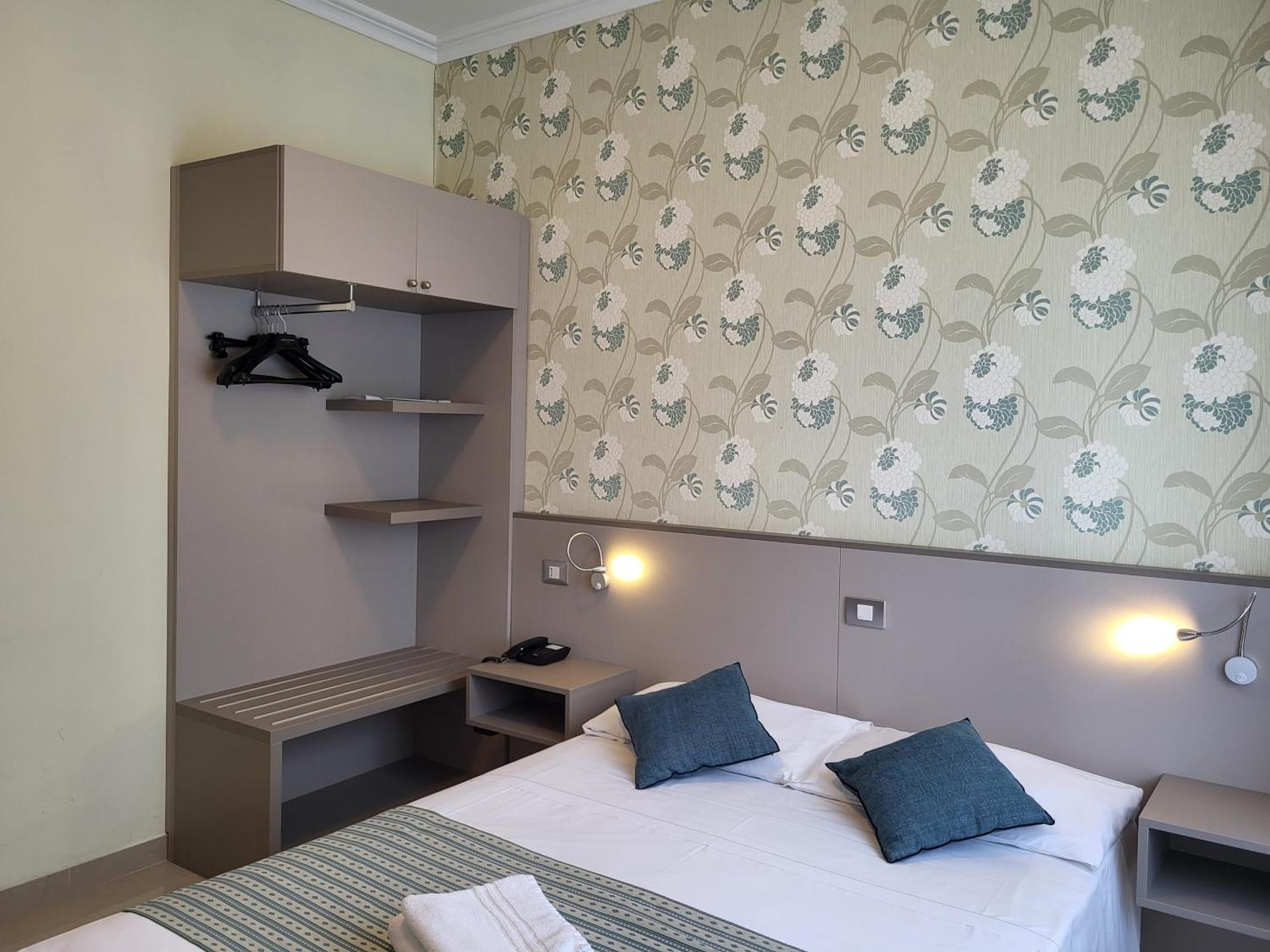 Hotel Dei Fiori - Photo 29