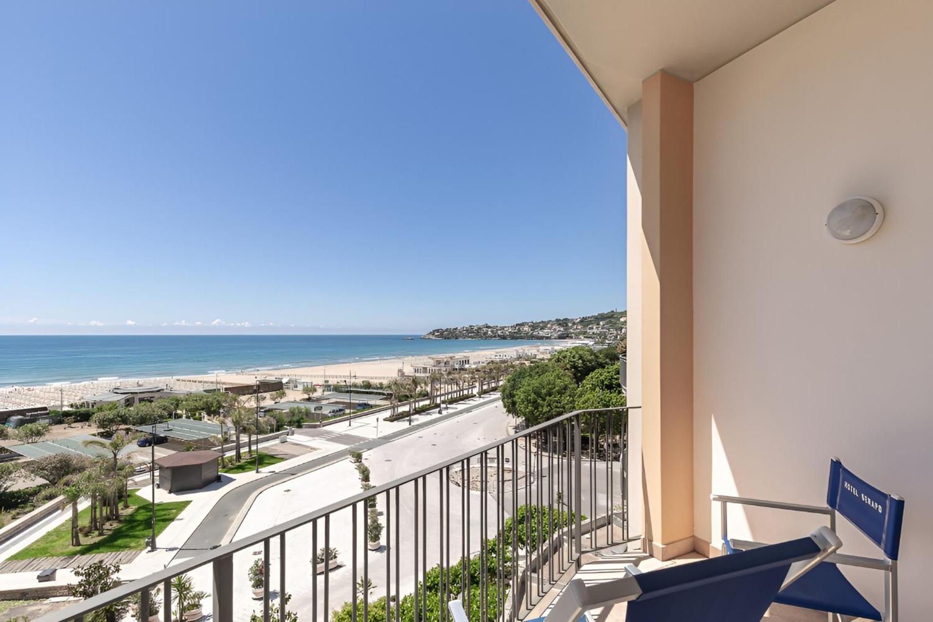 Hotel Serapo - Photo 7