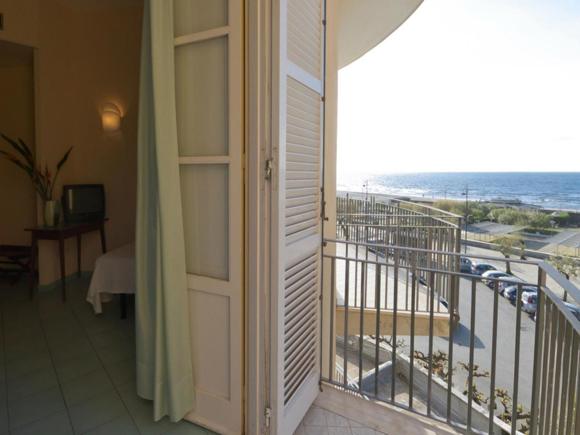 Hotel Serapo - Photo 6