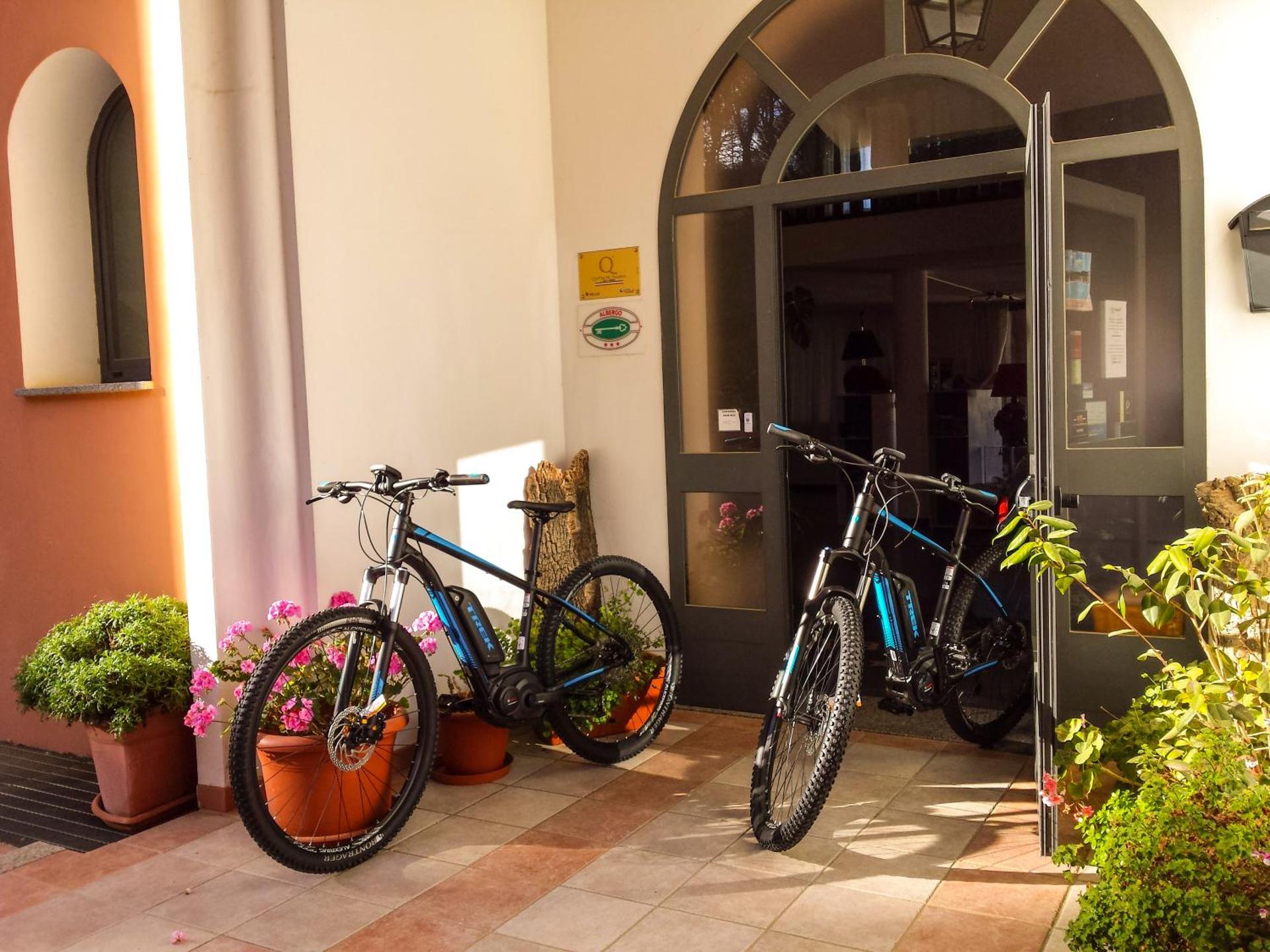 Pausania Inn - Photo 73