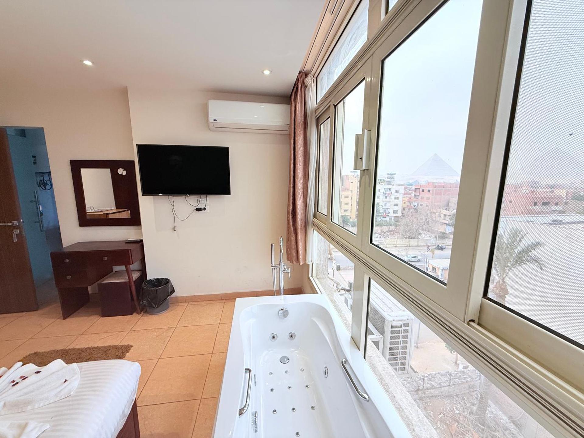 King Khafren View INN - Photo 36