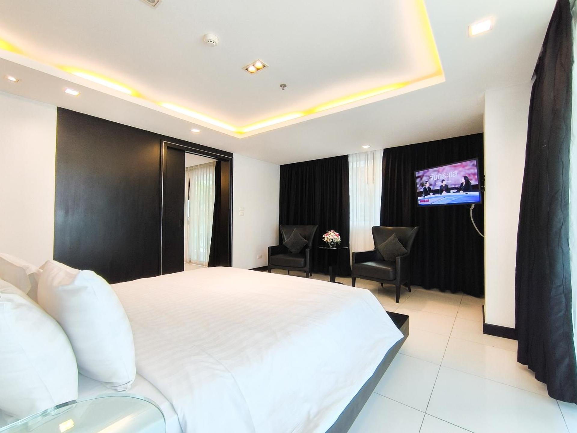 Nova Suites Pattaya by Compass Hospitality - Photo 16