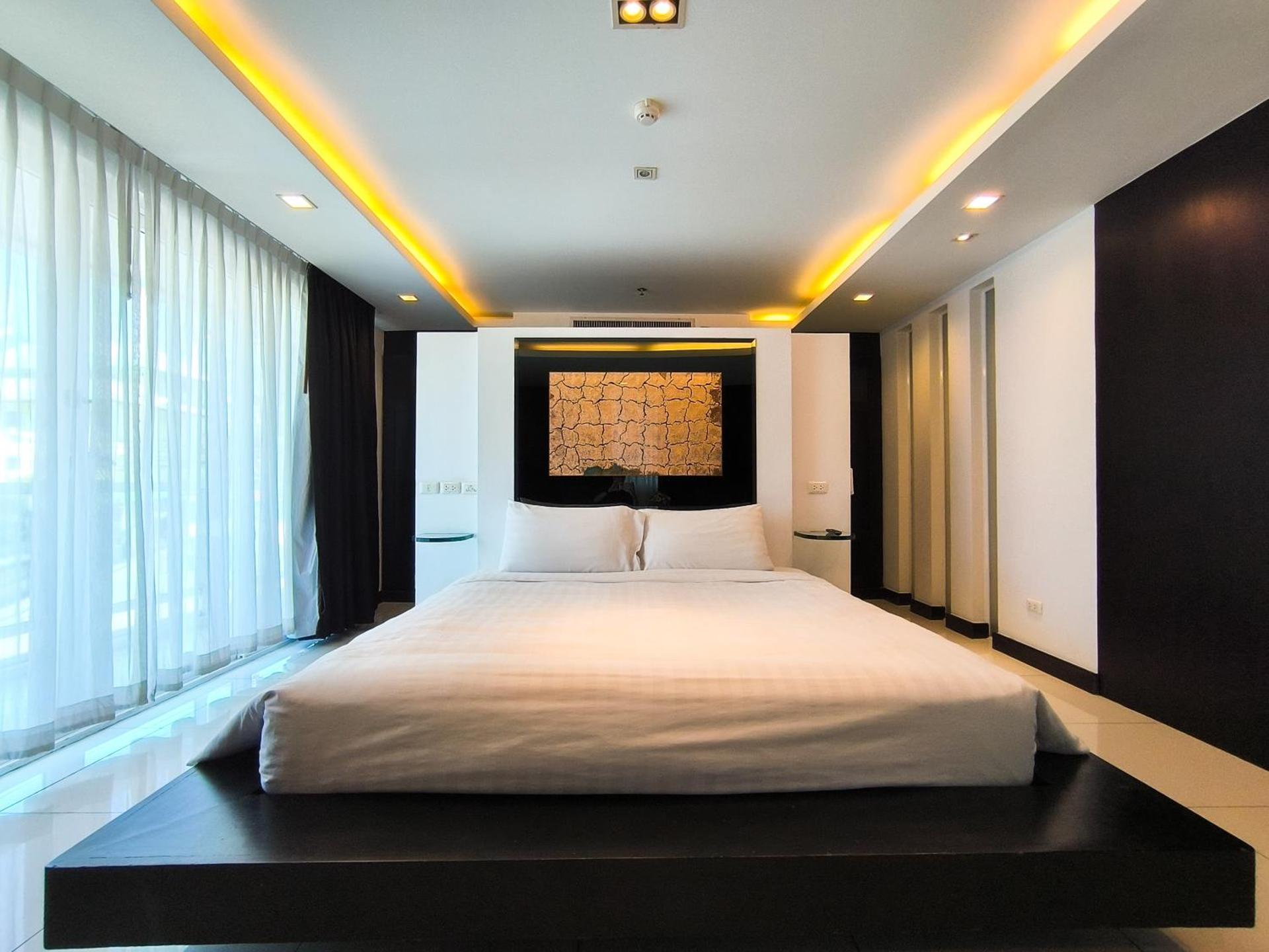 Nova Suites Pattaya by Compass Hospitality - Photo 21