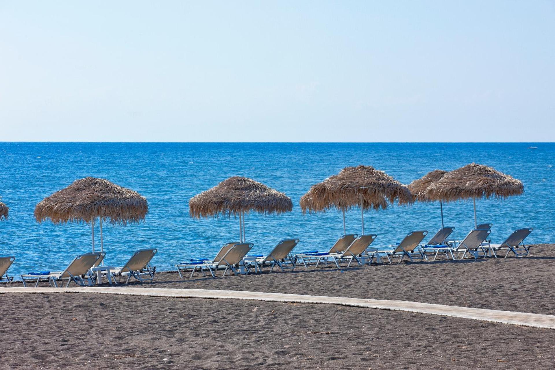 Santo Miramare Beach Resort - Photo 16