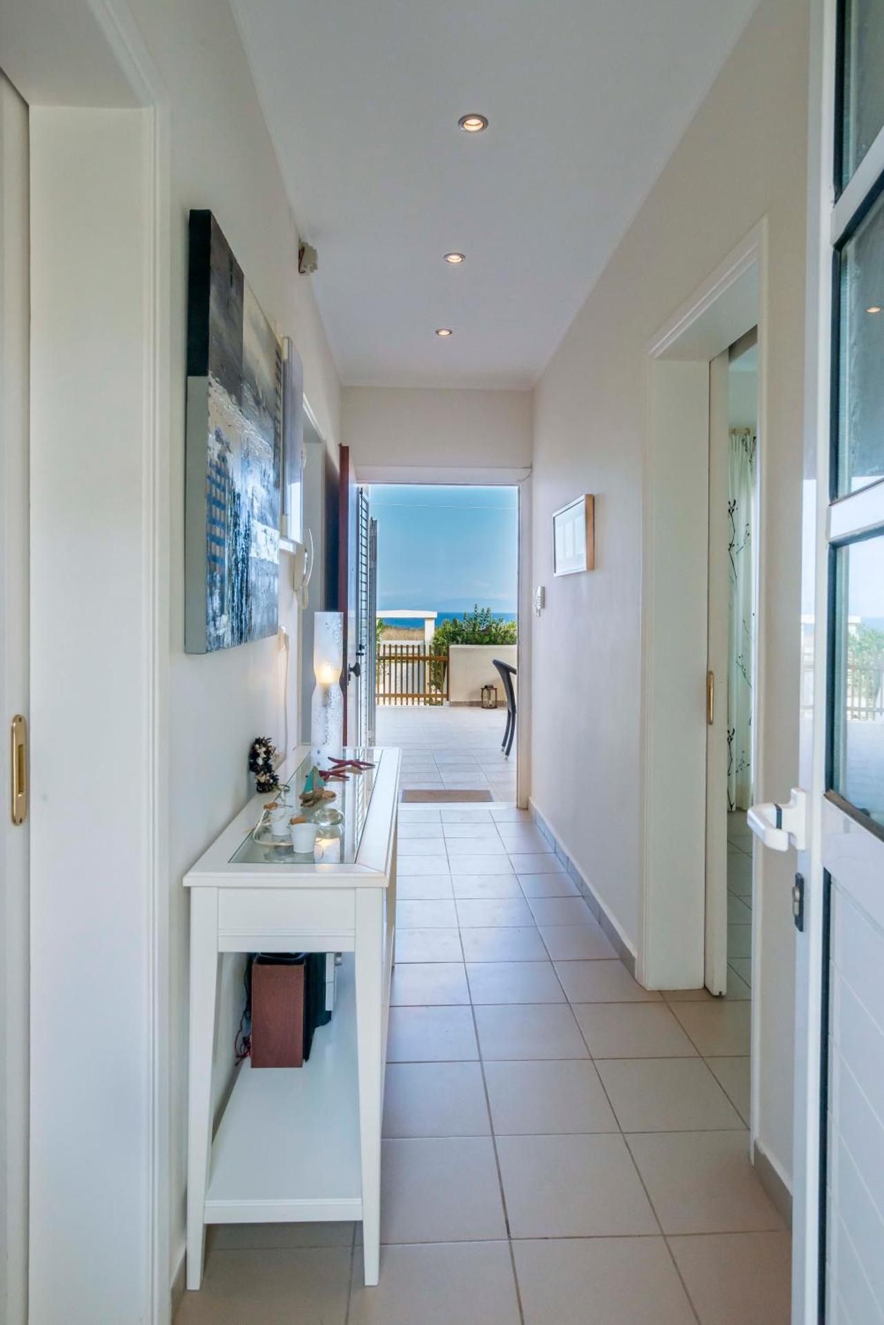 Artemida House - Photo 8