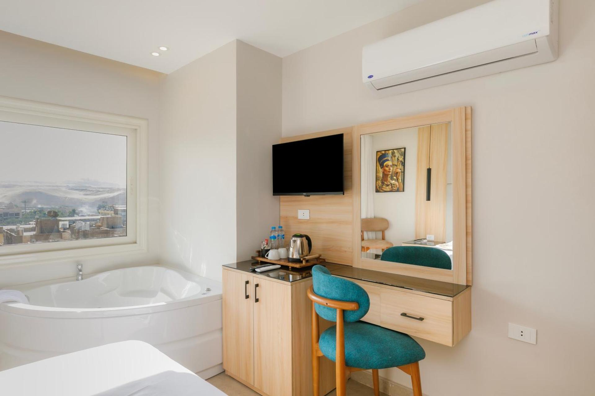 Tiye Pyramids Hotel - Photo 12