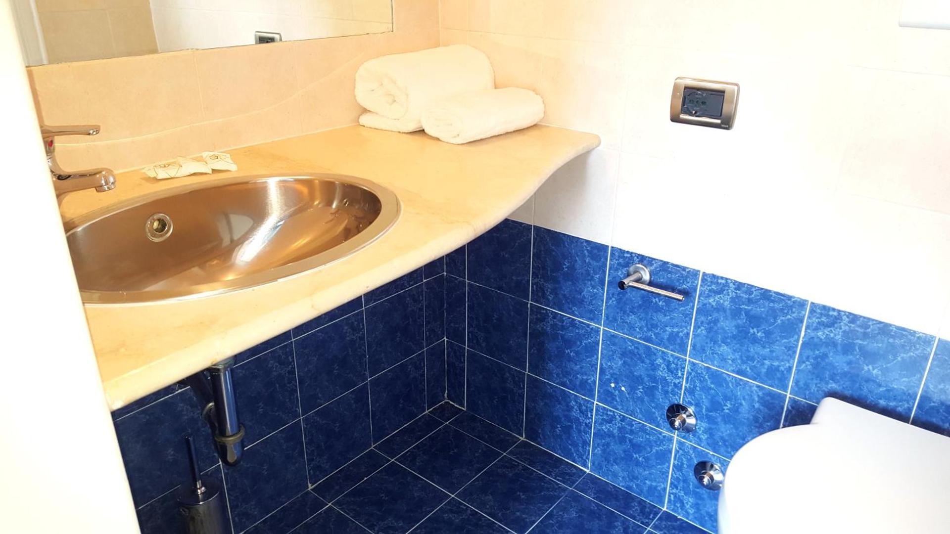 Lake Garda Hostel - Photo 28