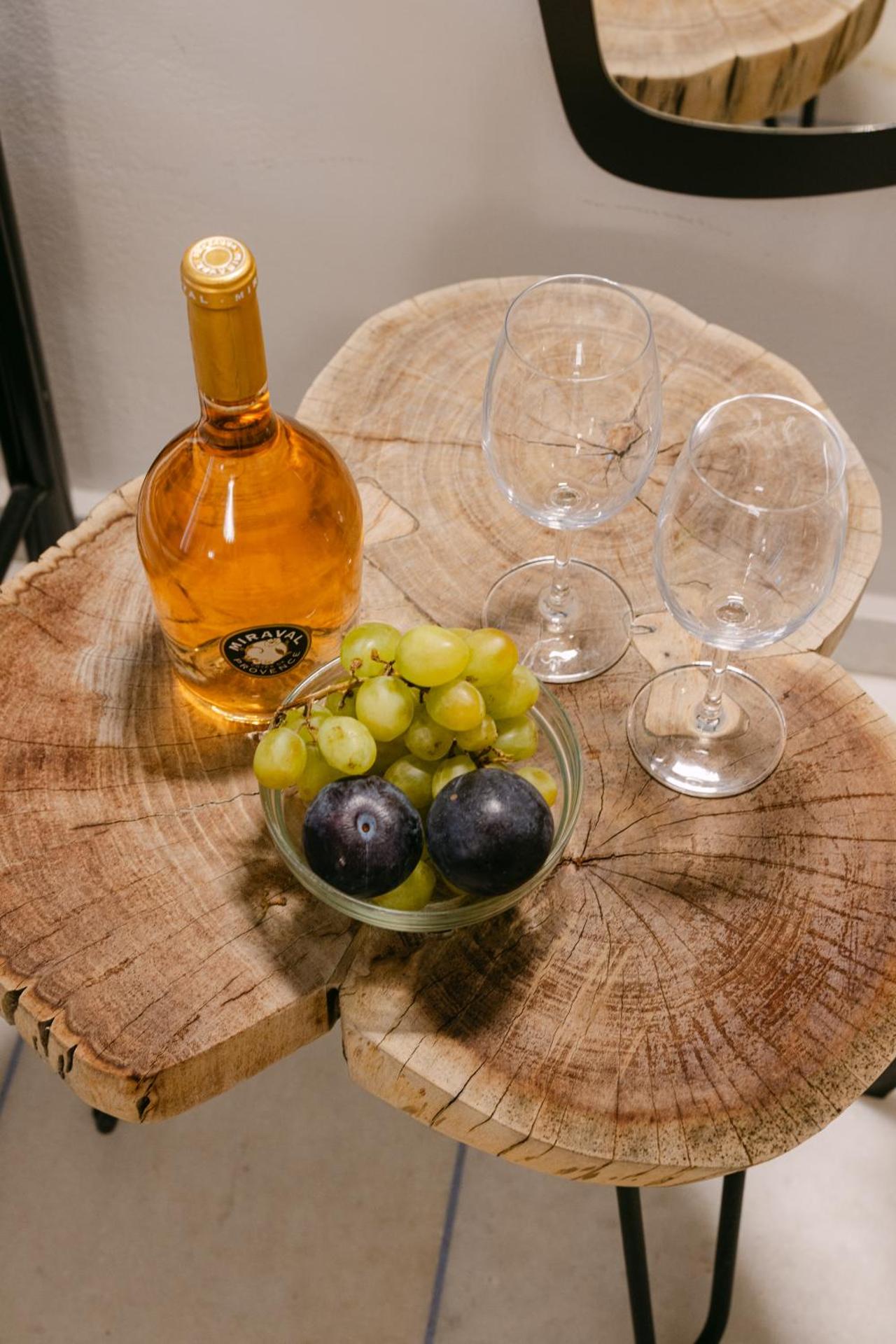 Studios Kahlua - Photo 53