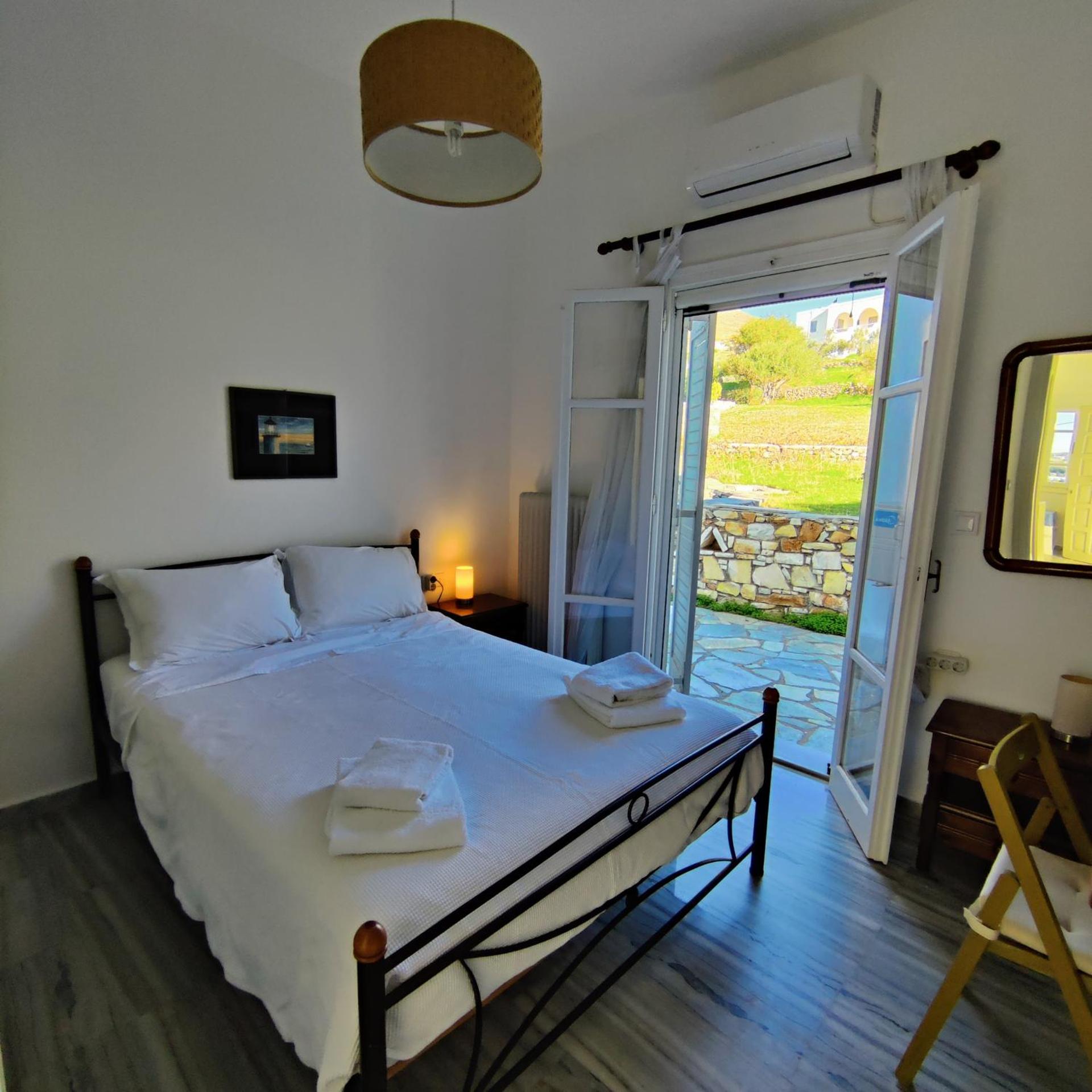 Portolati Paros Sea View Studios - Photo 13