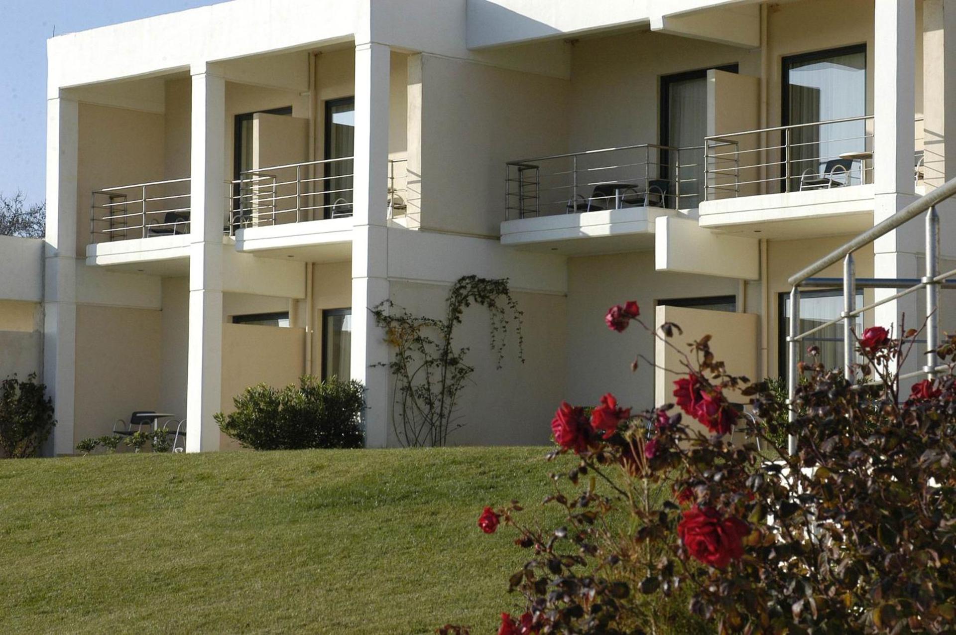 Ramada Plaza by Wyndham Thraki - Photo 161