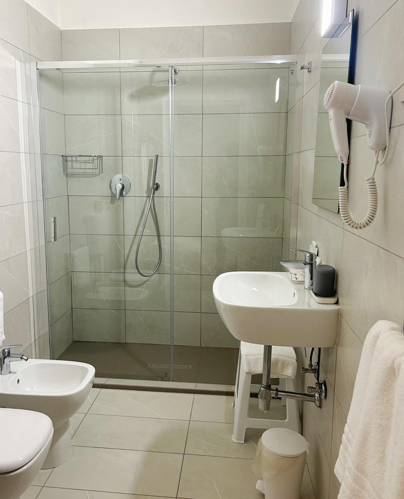 Hotel Donatello - Photo 30