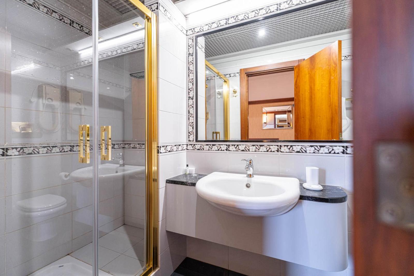 Hotel&Ristorante Miramonti Palazzo Storico - Photo 14