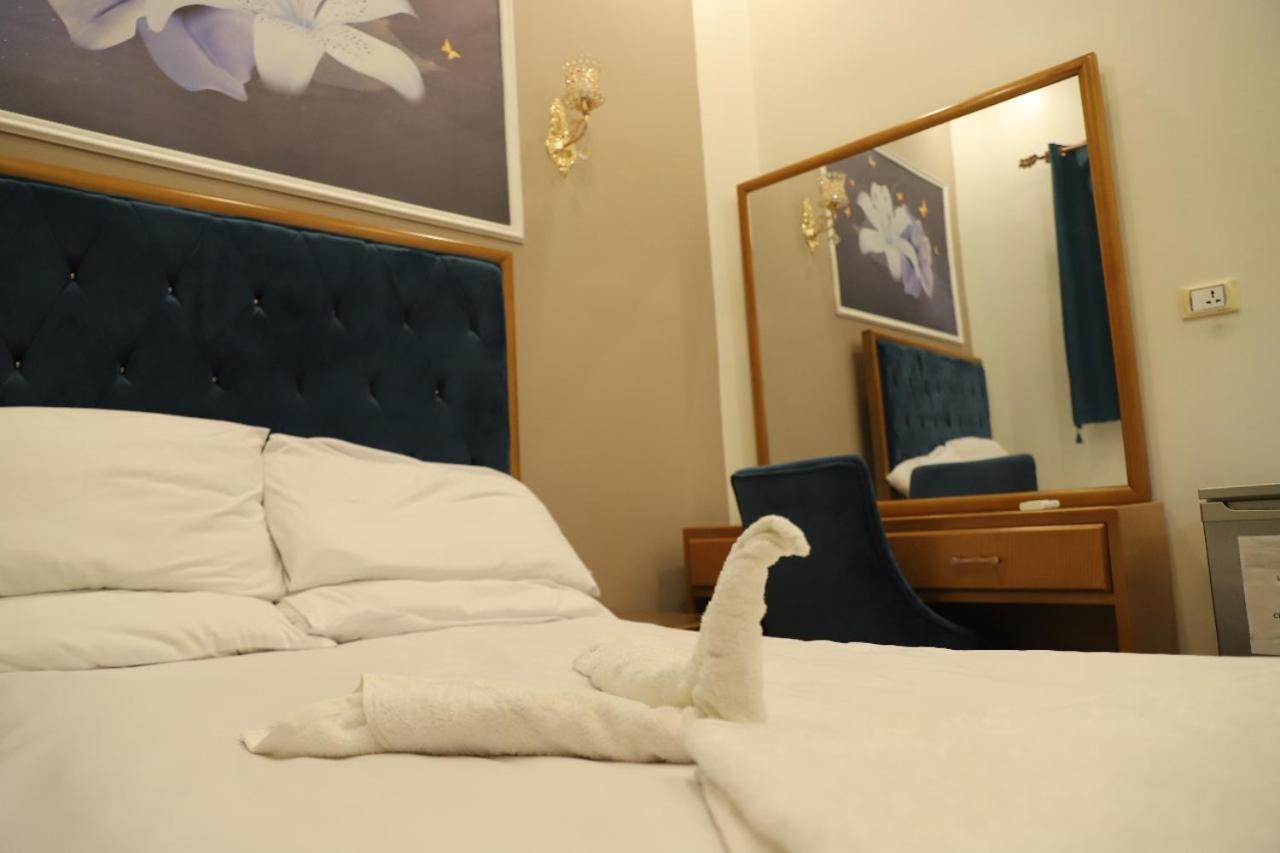 Golden Palace Hotel - Photo 14