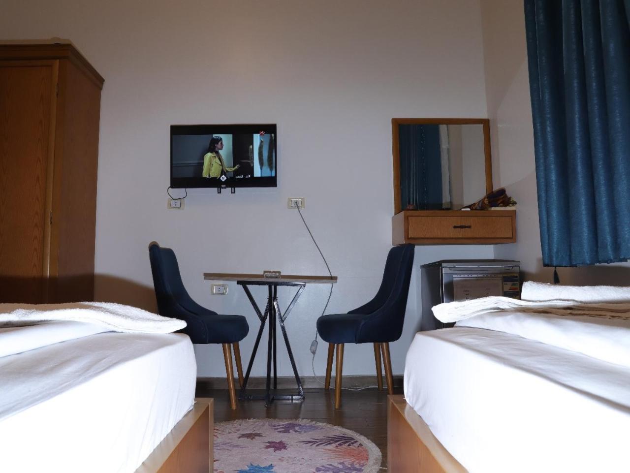 Golden Palace Hotel - Photo 53