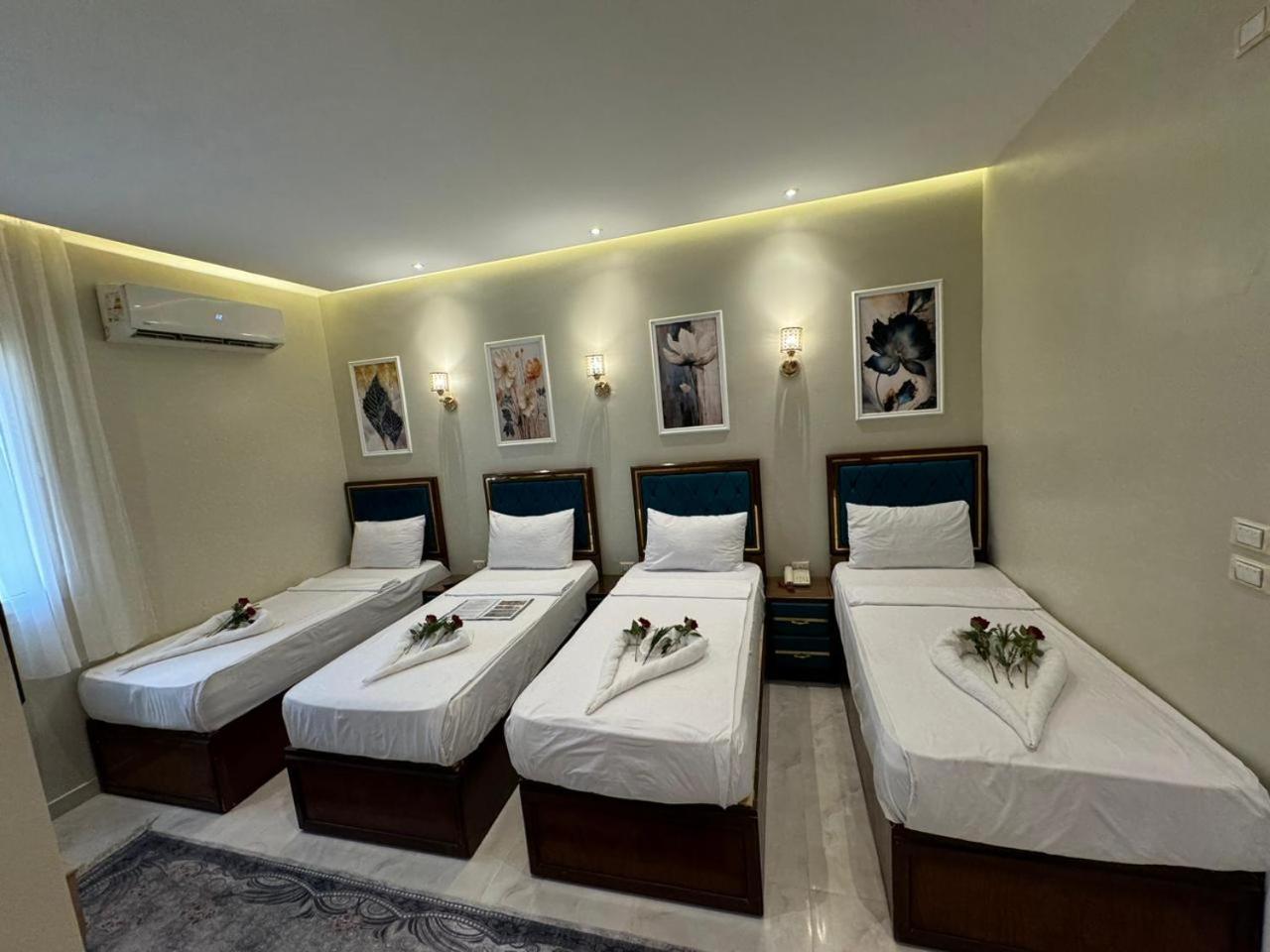 Golden Palace Hotel - Photo 73