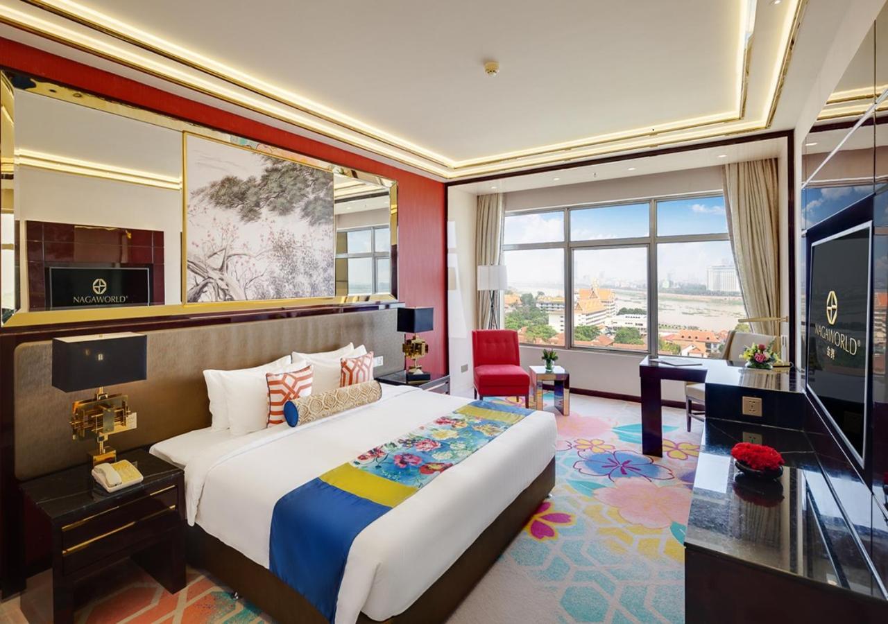 NagaWorld Hotel & Entertainment Complex - Photo 49