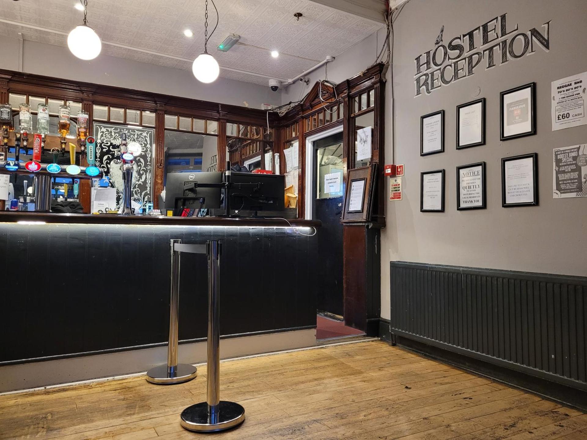 Queen Elizabeth Hostel - Photo 4