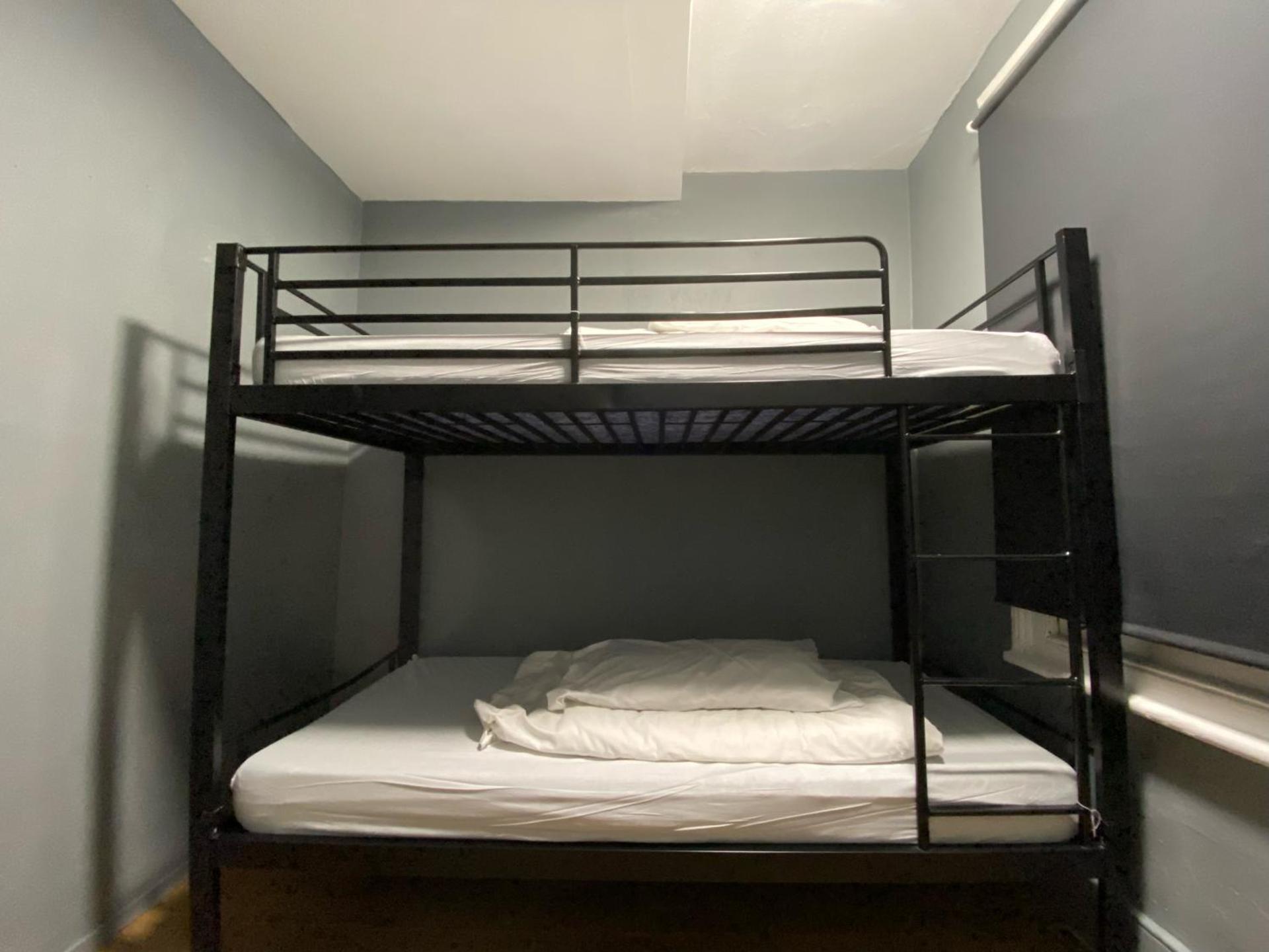 Queen Elizabeth Hostel - Photo 10