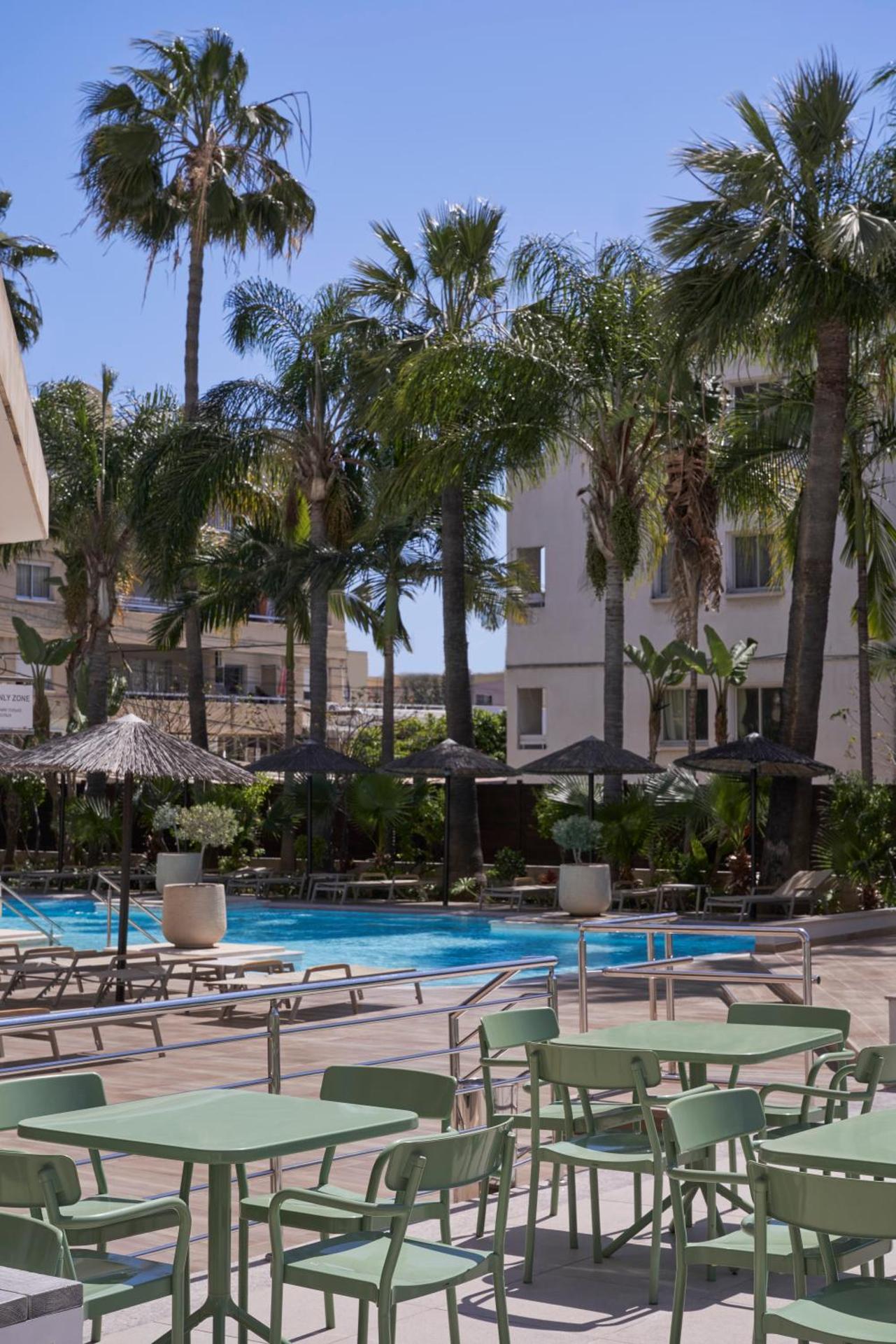 Atlantica Oasis Hotel - Photo 71
