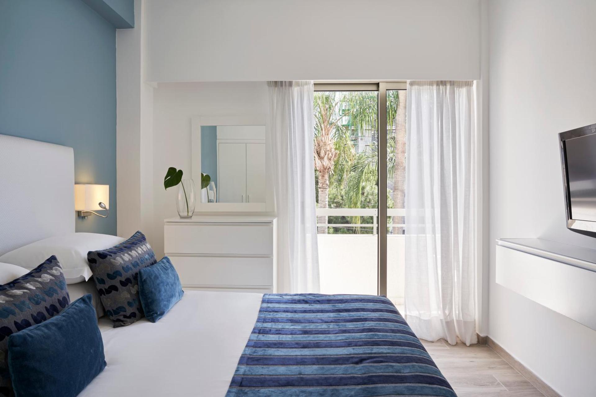 Atlantica Oasis Hotel - Photo 18
