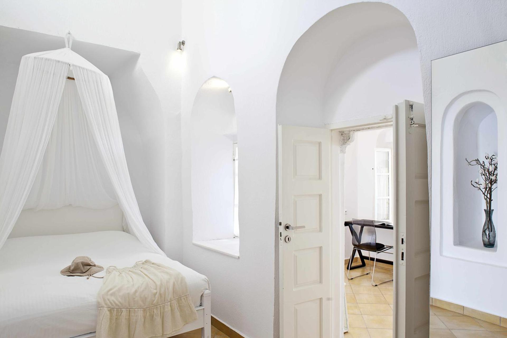 Hotel Thireas - Photo 86