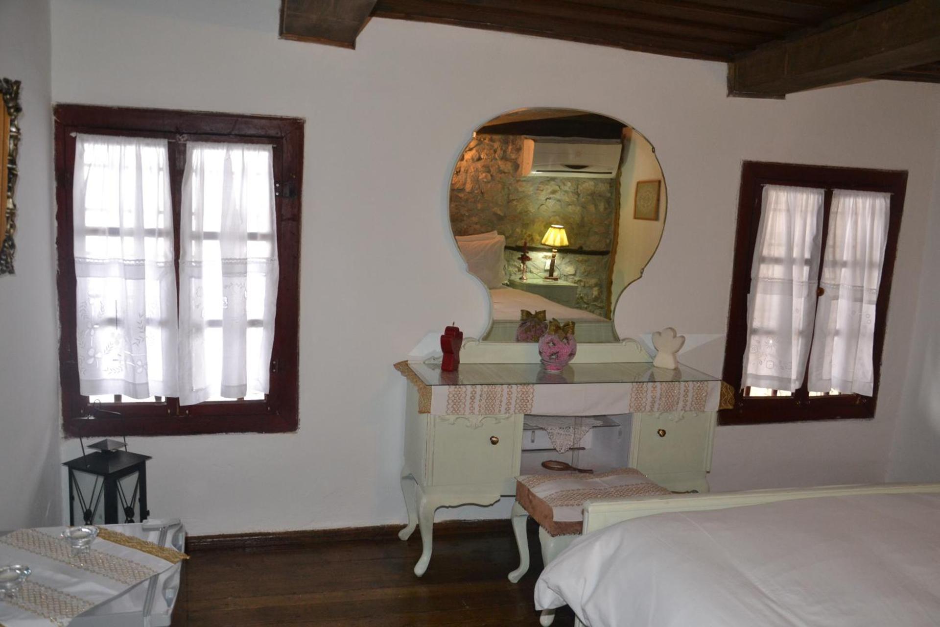 Bujtina Kodiket Guesthouse - Photo 35