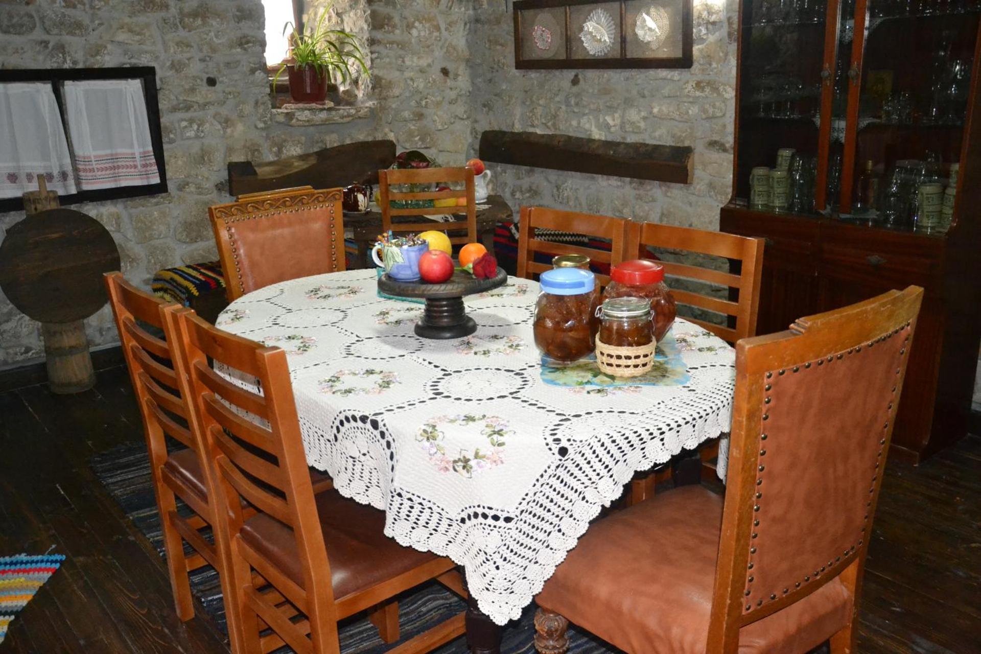 Bujtina Kodiket Guesthouse - Photo 27